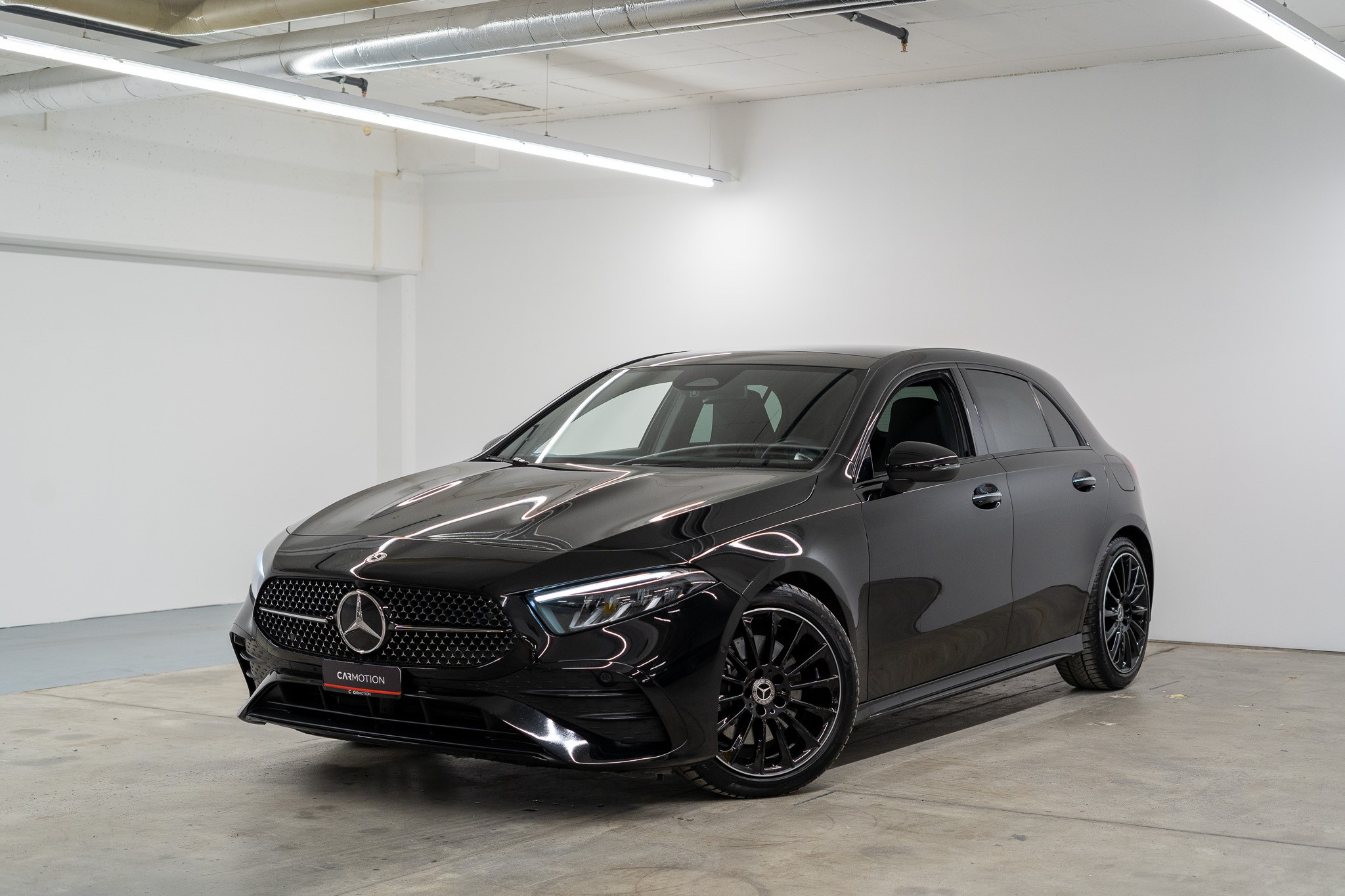 MERCEDES-BENZ A 220 AMG Line 4m