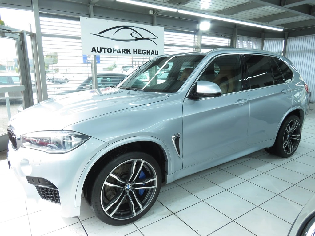 BMW X5M Steptronic (Automat)