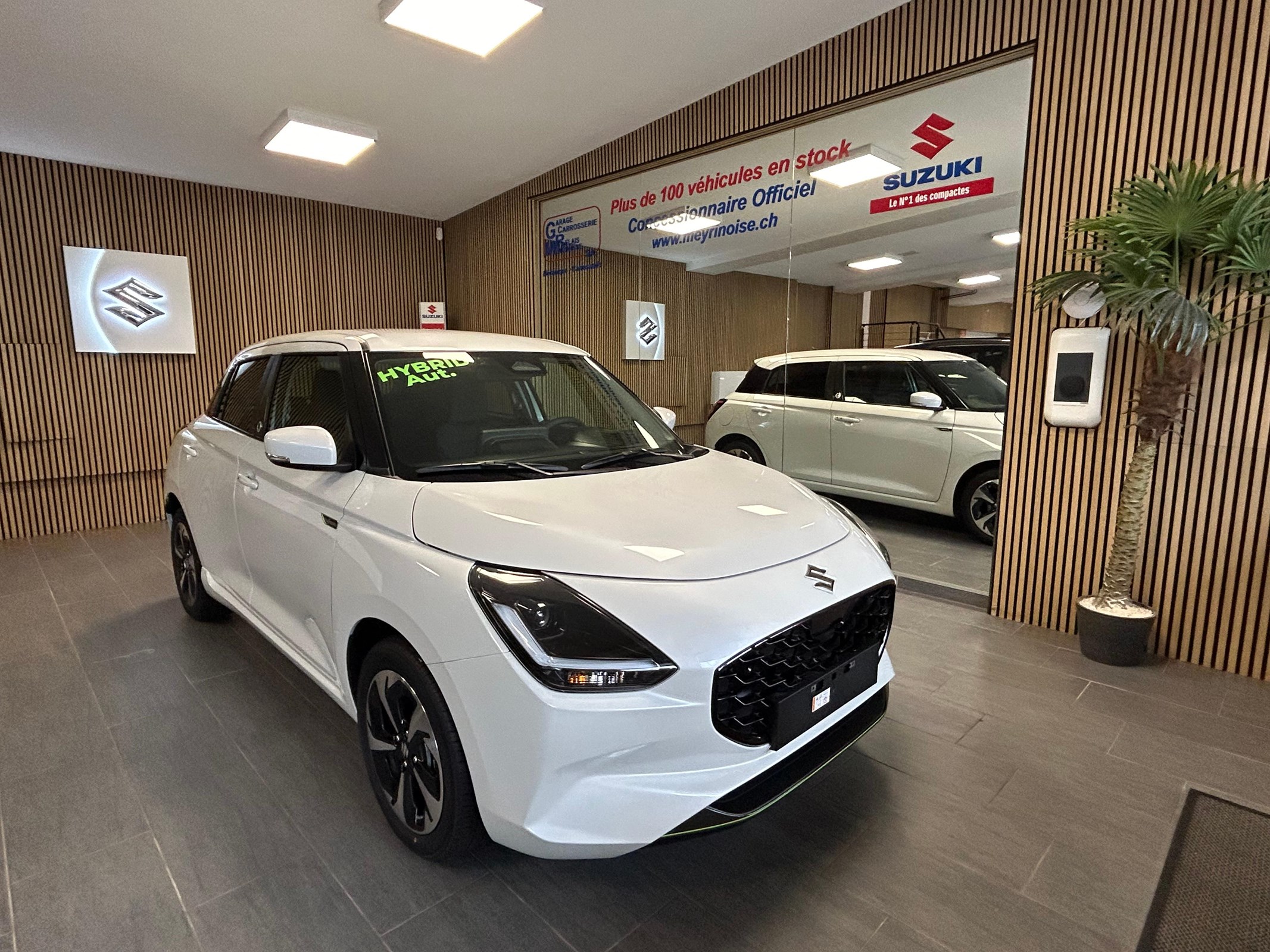 SUZUKI Swift 1.2 1st Edition Top Hybrid MY24