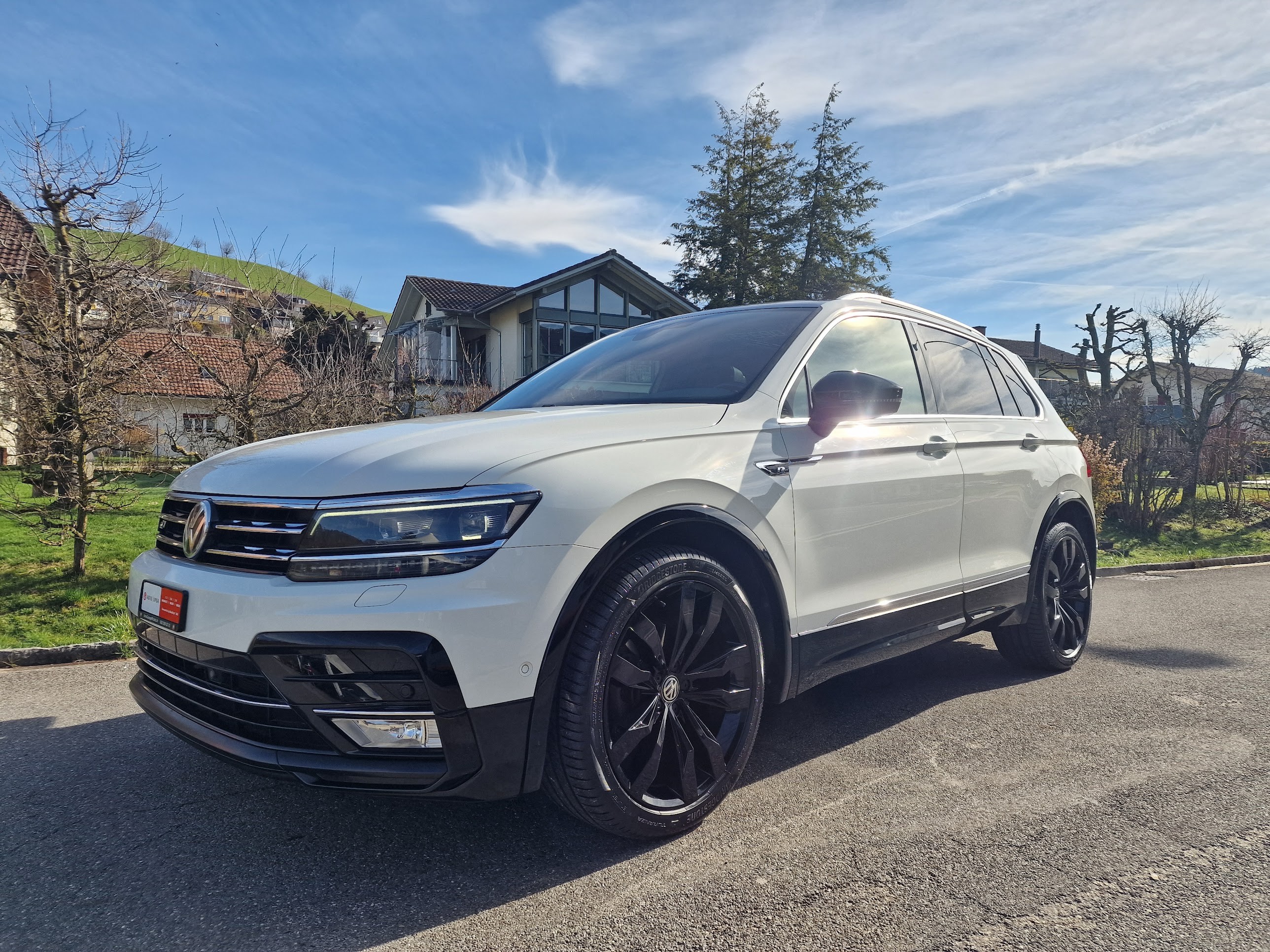 VW Tiguan 2.0 TDI R-Line SCR Highline4Motion DSG