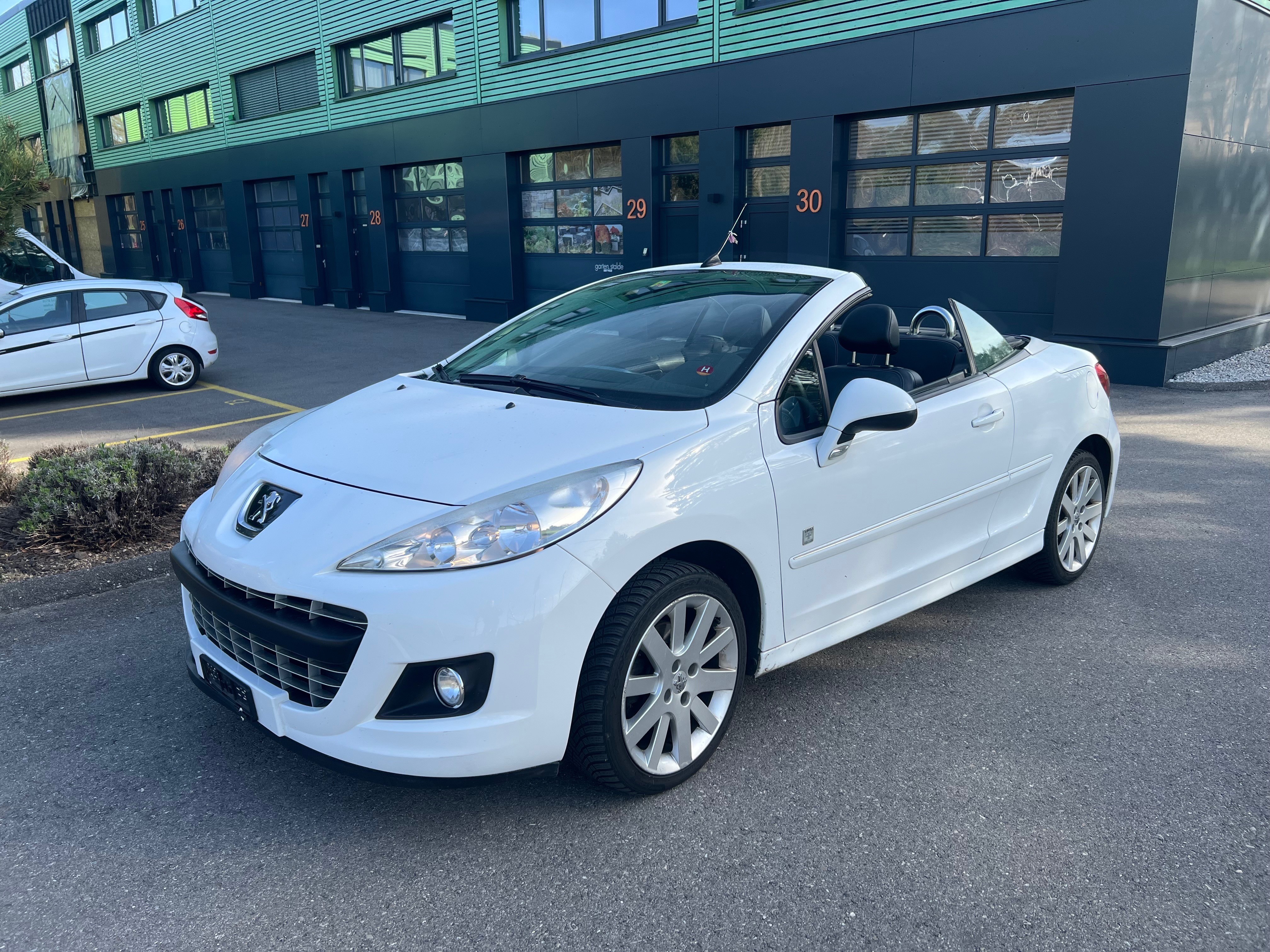 PEUGEOT 207 CC 1.6 16V Sport