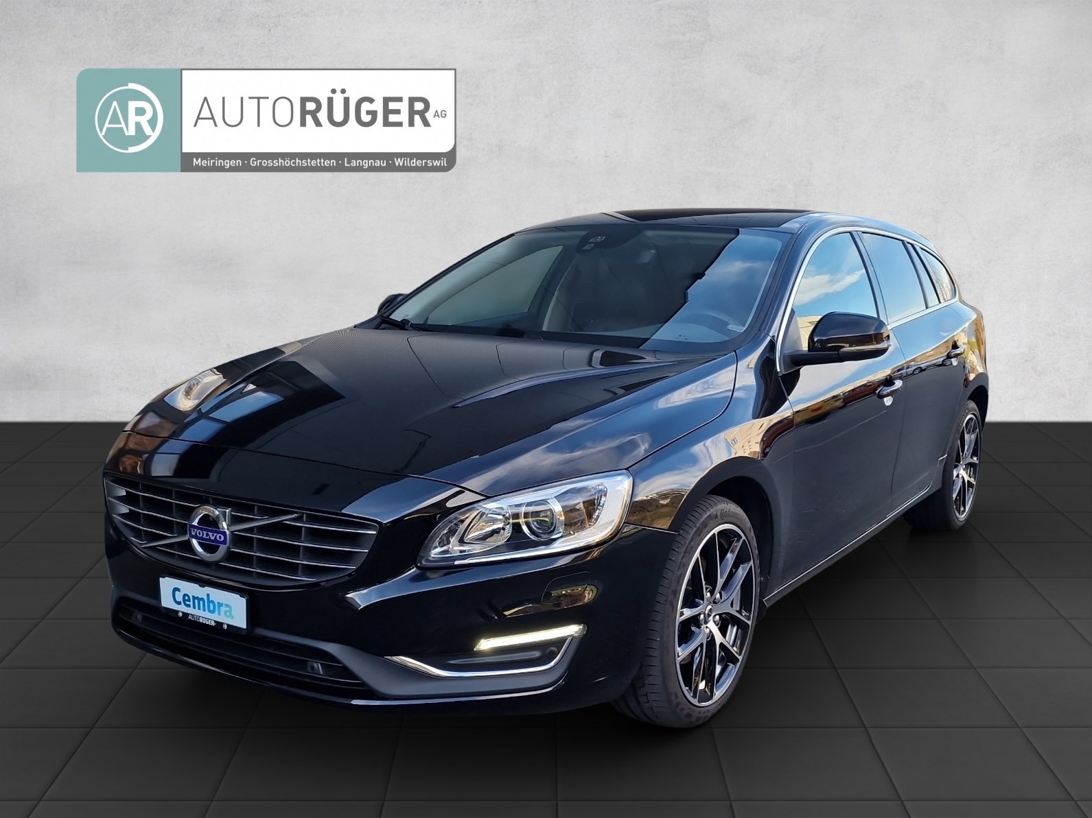 VOLVO V60 D4 Summum Geartronic