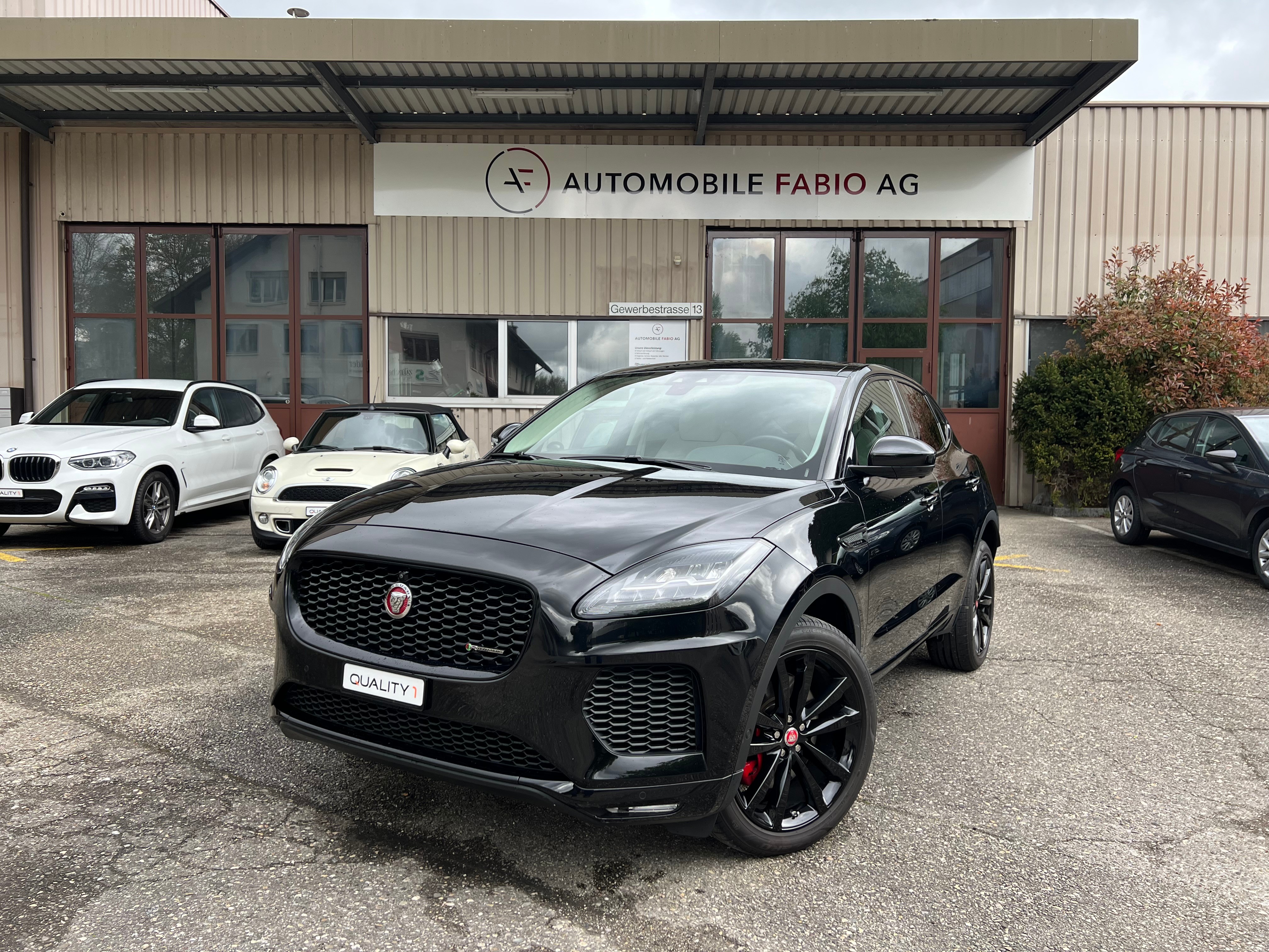 JAGUAR E-Pace 2.0 P250 R-Dynamic AWD Automatik