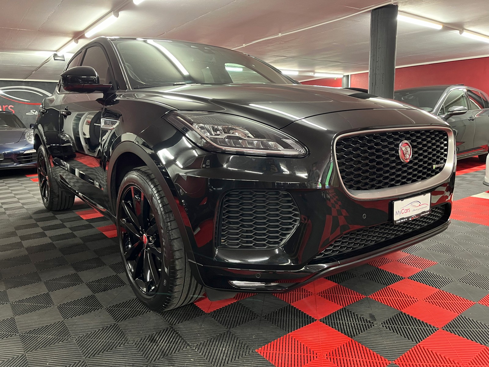 JAGUAR E-Pace 2.0d D150 R-Dynamic AWD Automatik