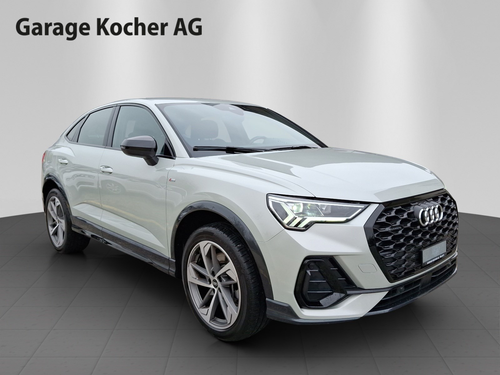 AUDI Q3 Sportback 40 TFSI S line quattro