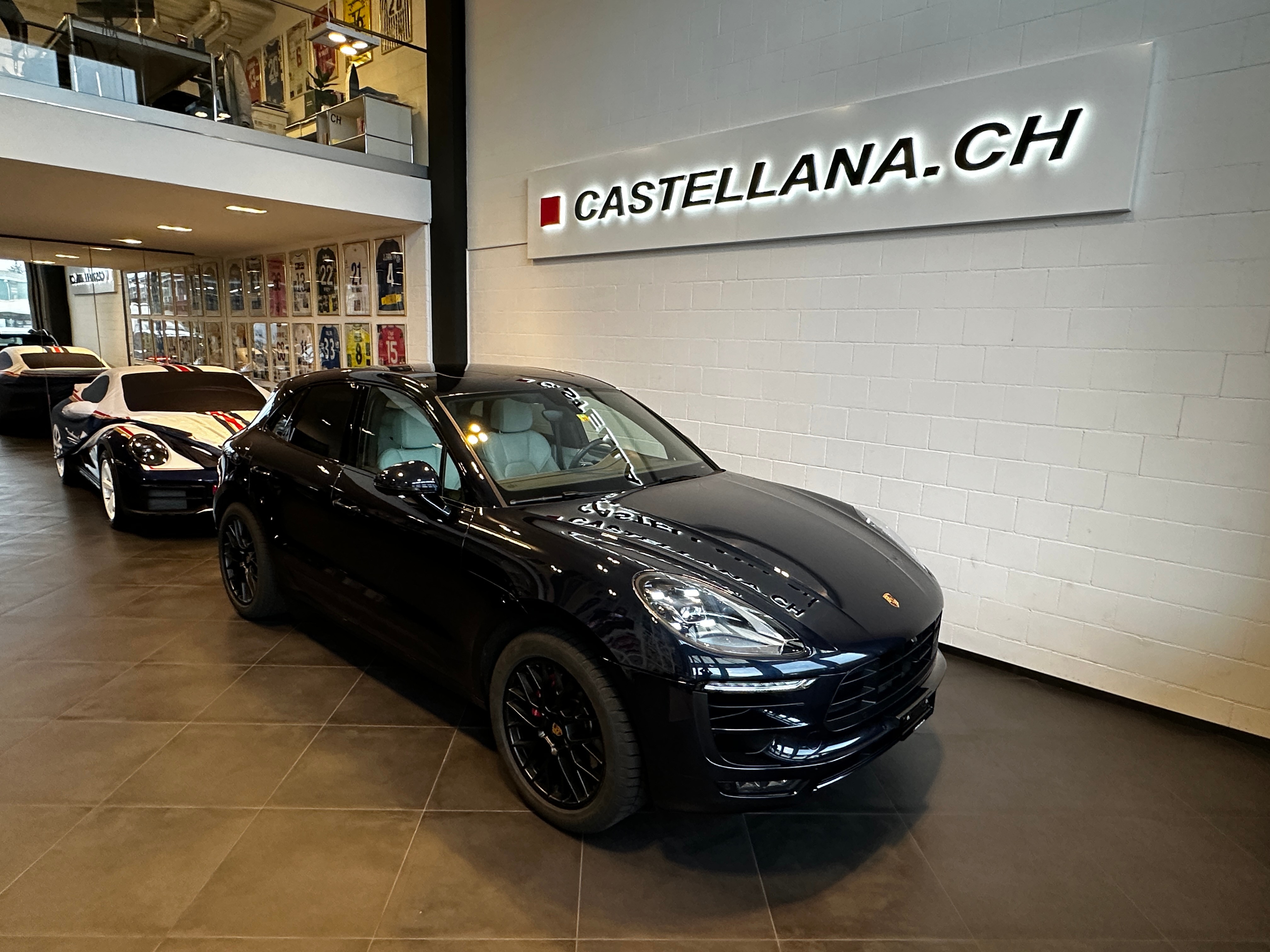 PORSCHE Macan GTS