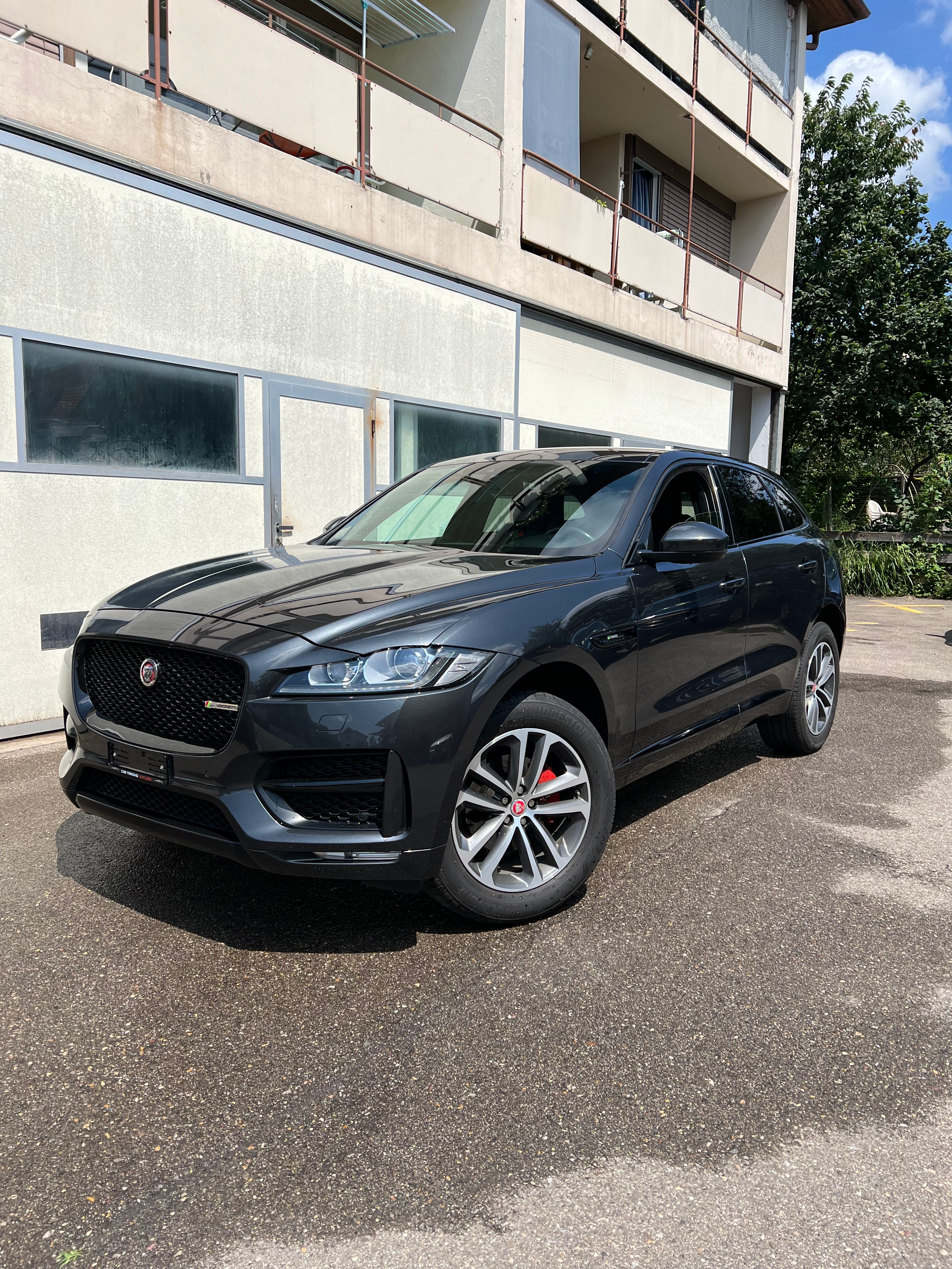 JAGUAR F-Pace 2.0d R-Sport AWD Automatik