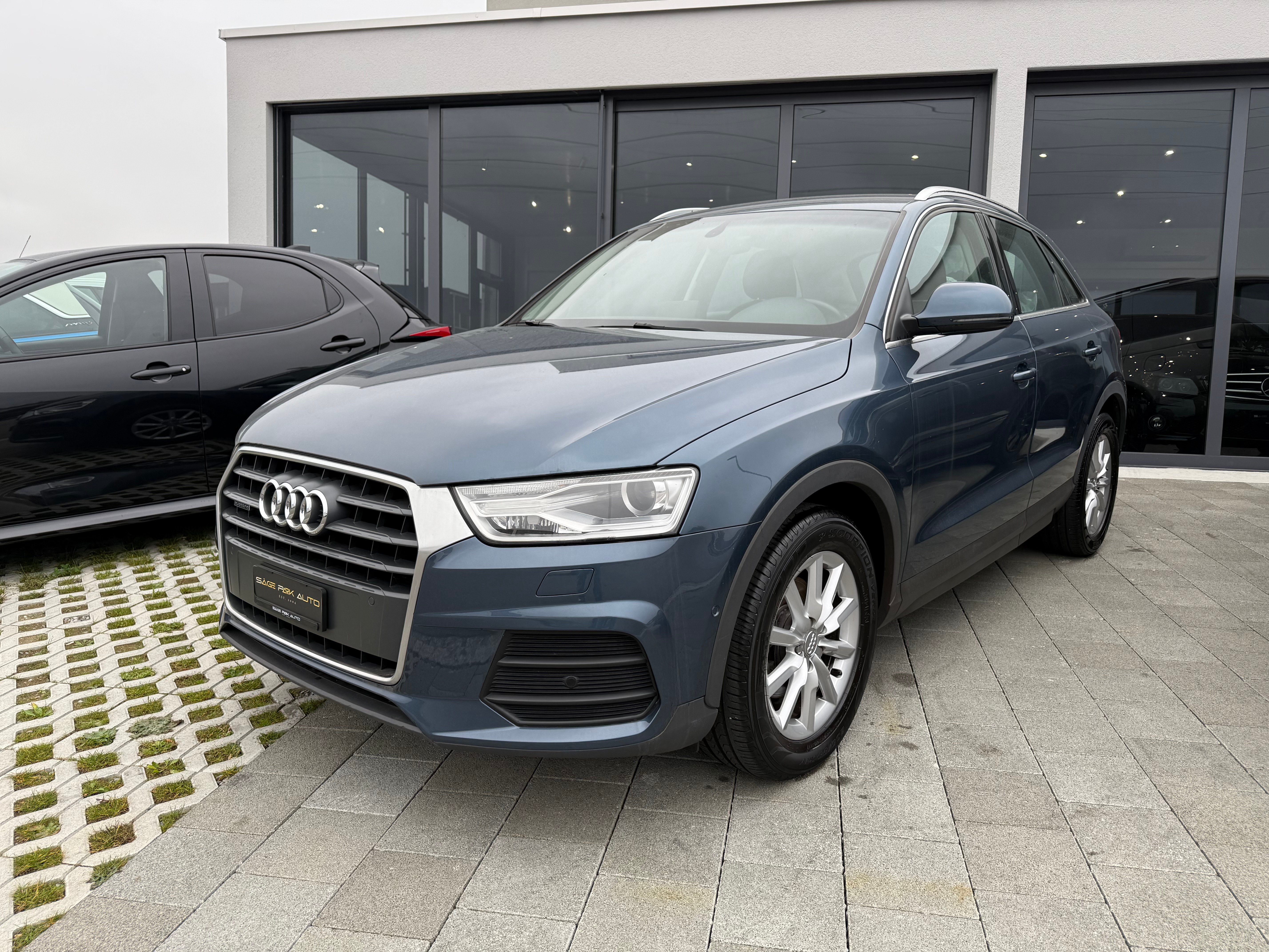 AUDI Q3 2.0 TDI design quattro S-tronic