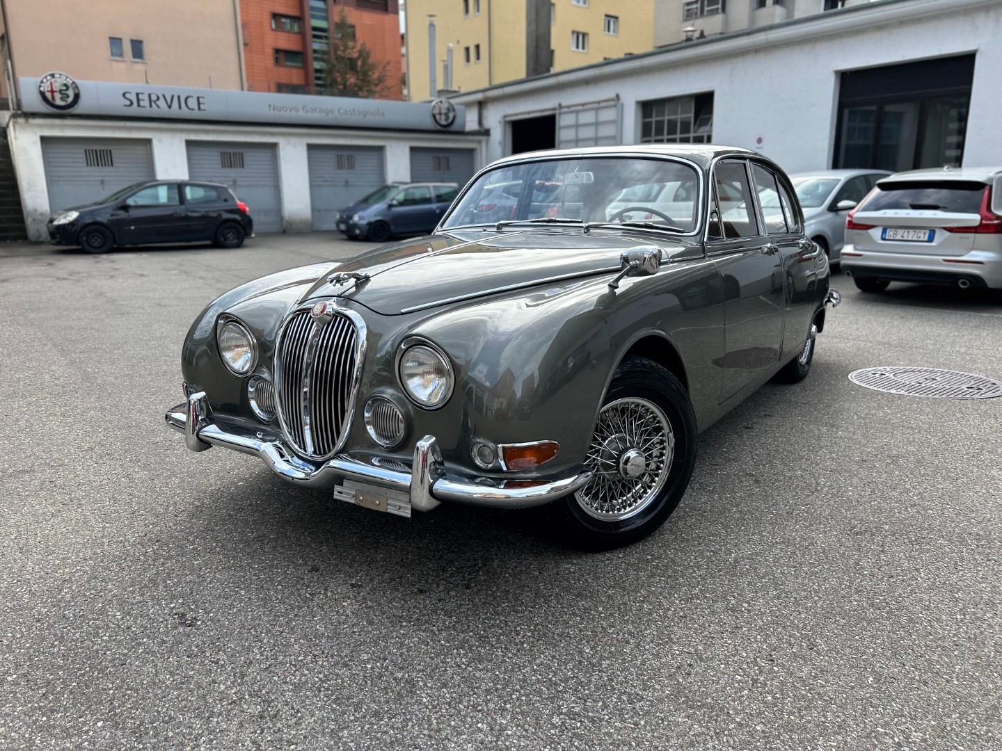 JAGUAR S-TYPE