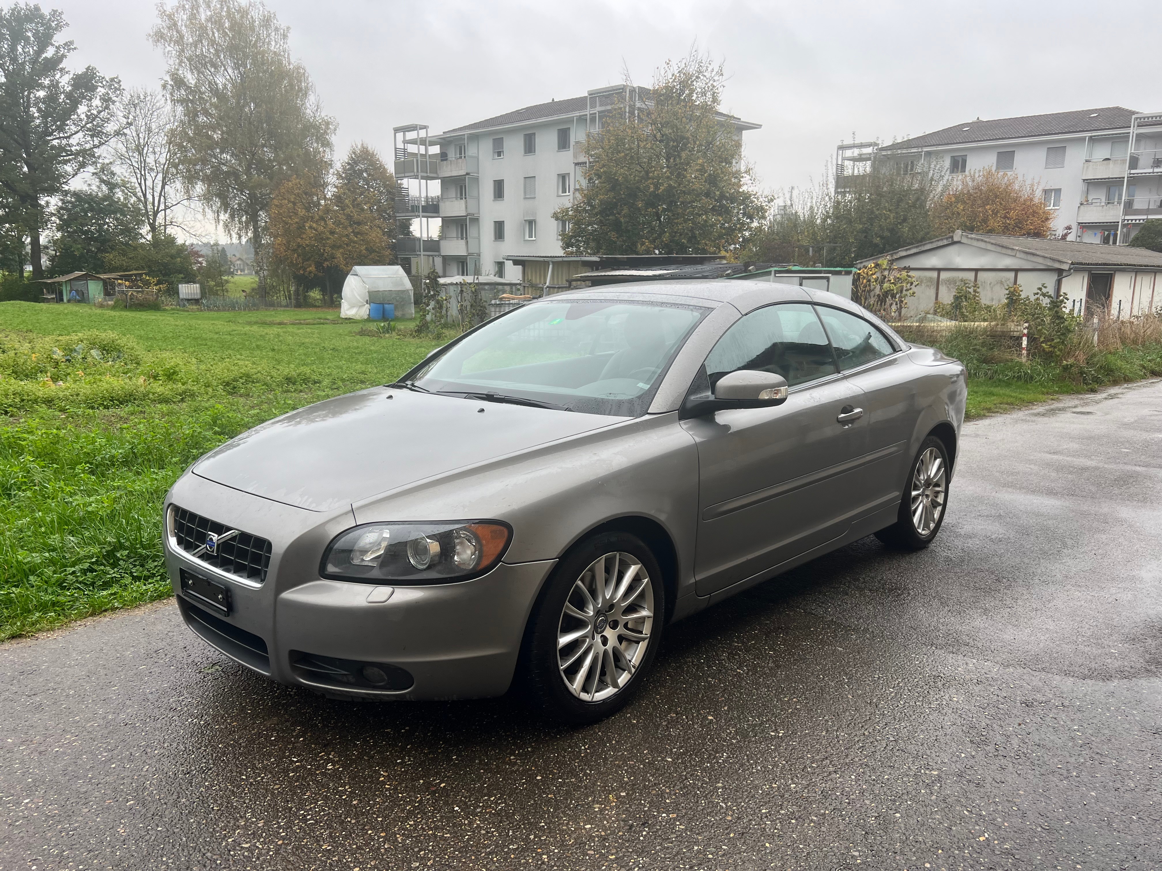 VOLVO C70 T5 Momentum