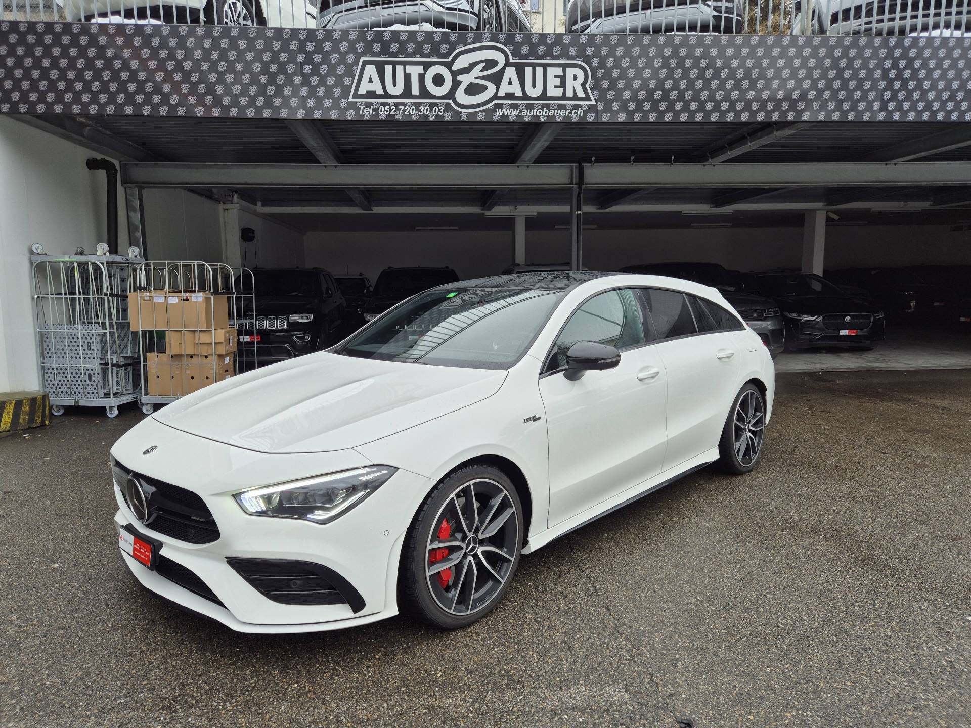 MERCEDES-BENZ CLA 35 AMG 4matic Shooting Brake