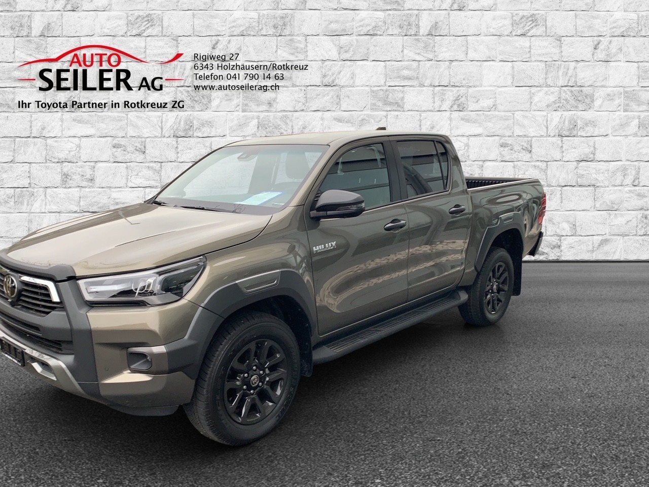 TOYOTA Hilux 2.8D-4D Invincible Double Cab 4x4 A