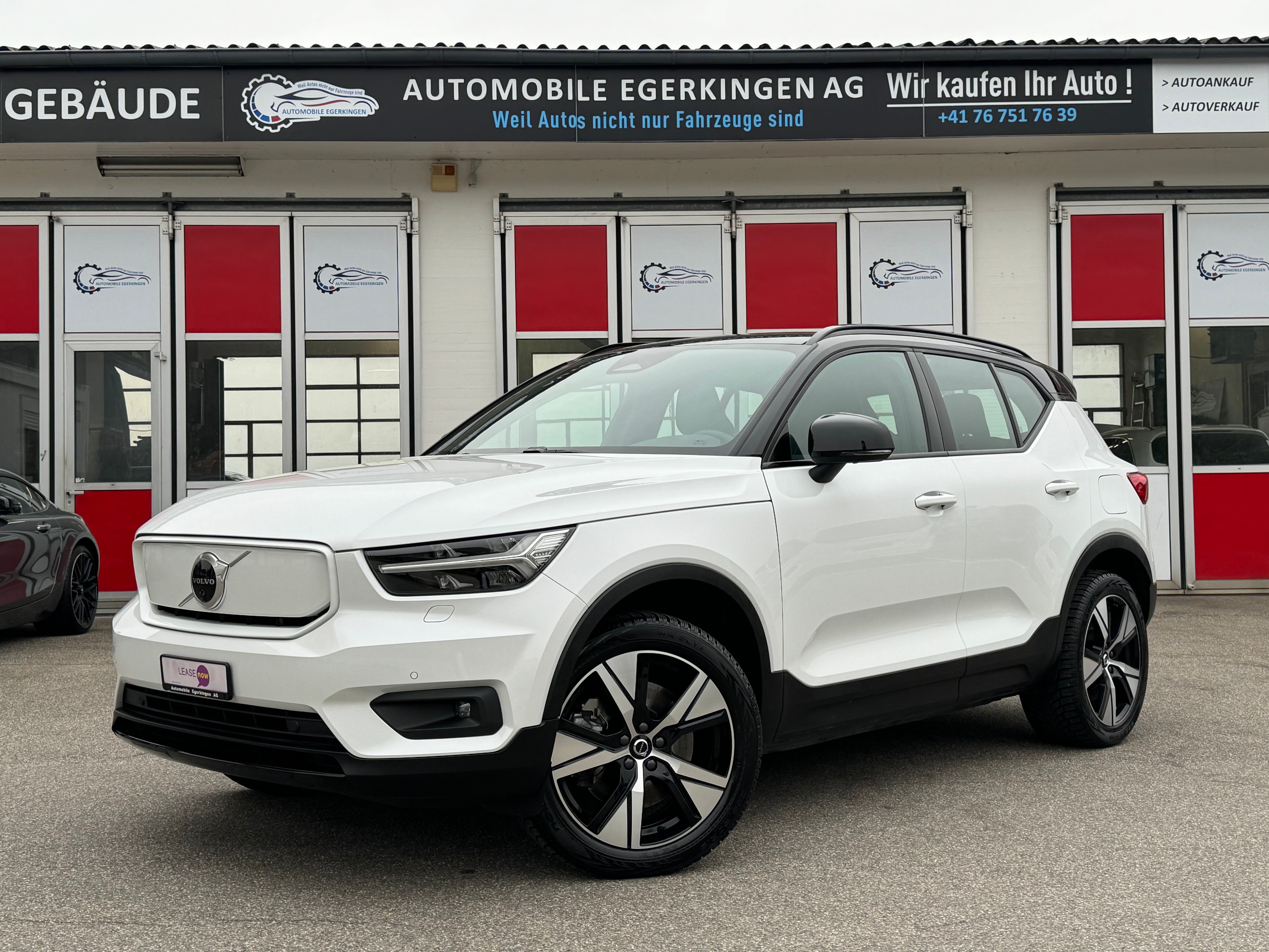 VOLVO XC40 P8 AWD Pure Electric R-Design