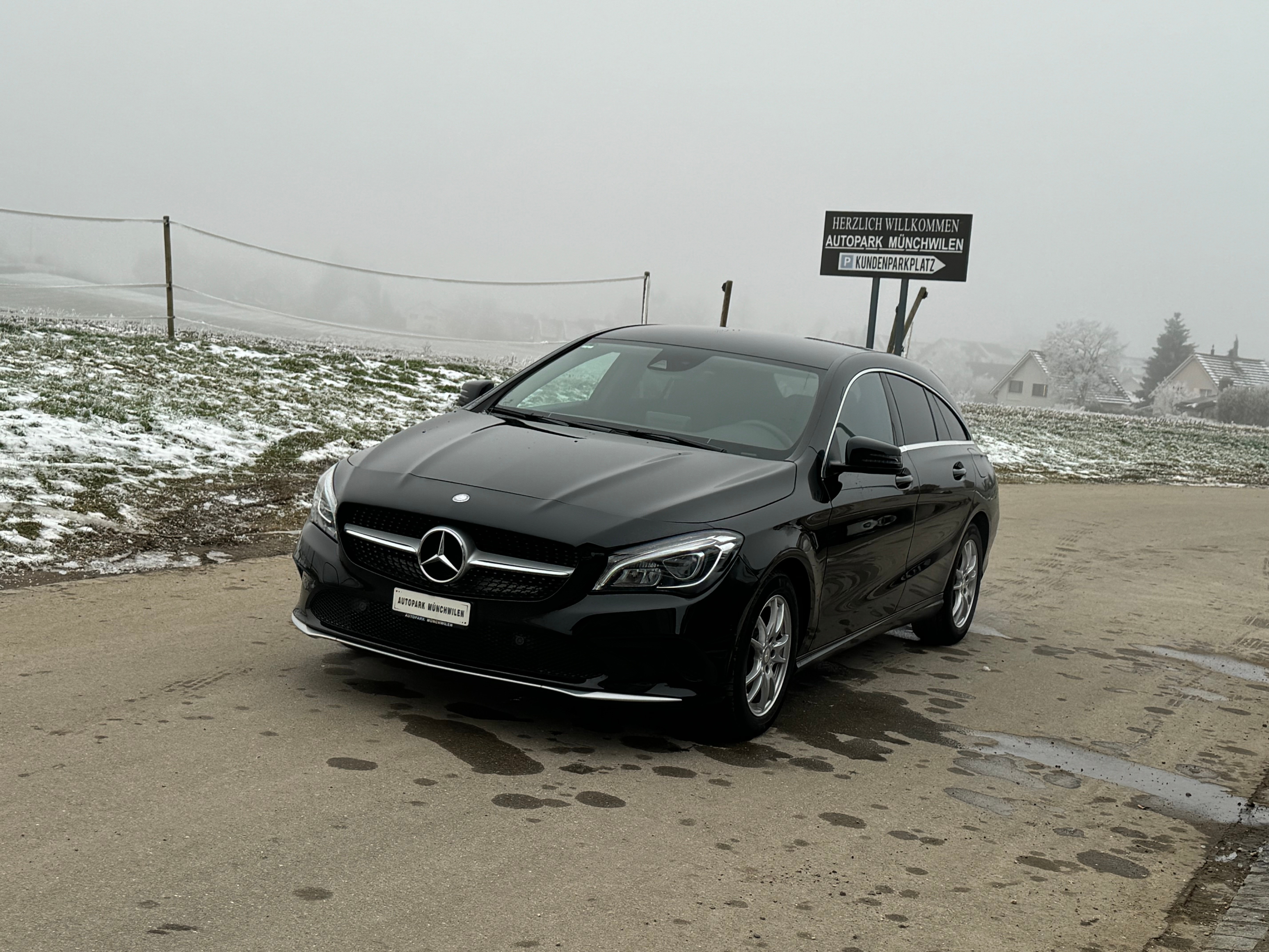 MERCEDES-BENZ CLA Shooting Br 200 d Swiss Star AMG Line 4M