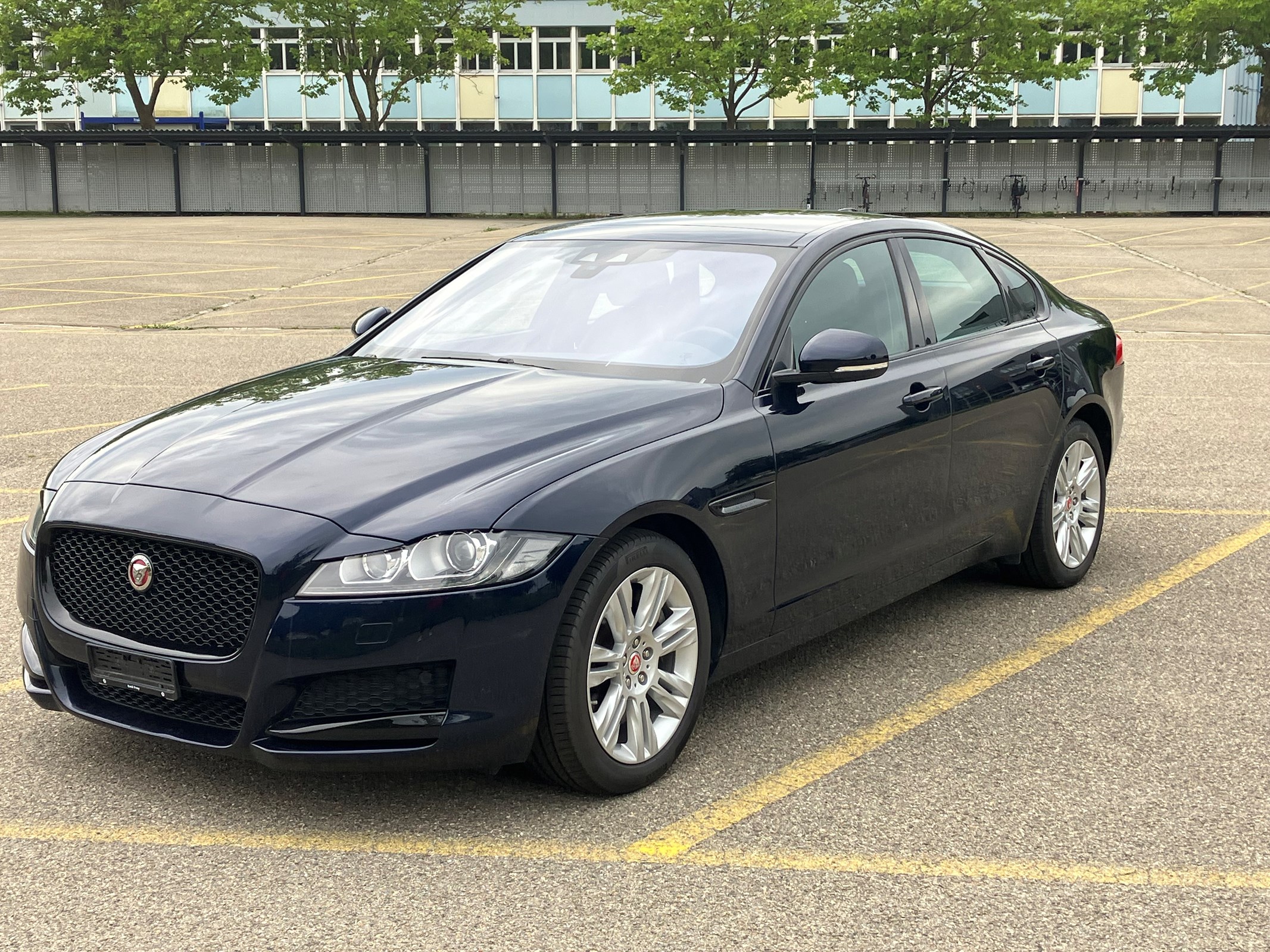 JAGUAR XF 30t Prestige AWD