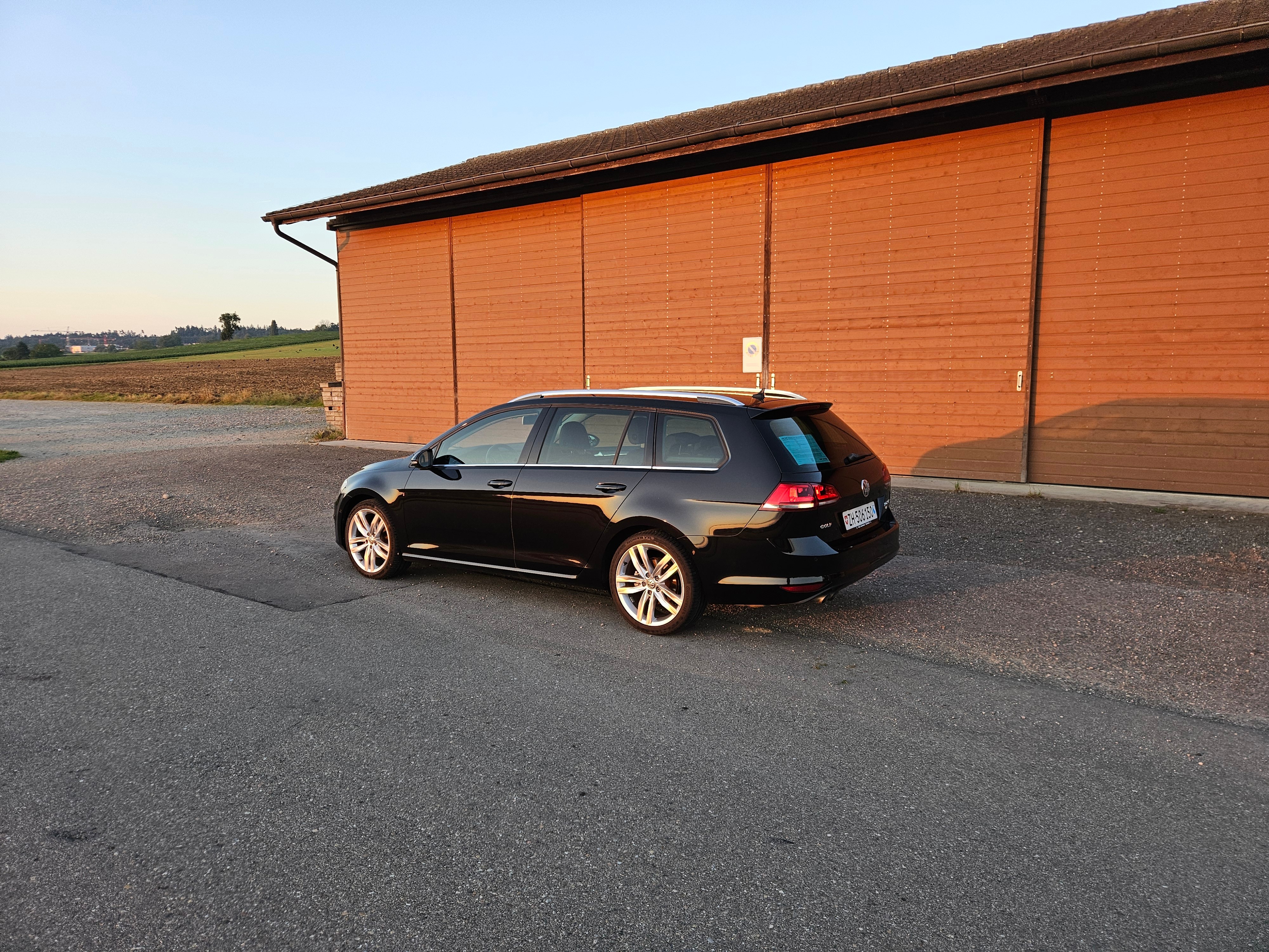 VW Golf Variant 2.0 TDI Highline DSG