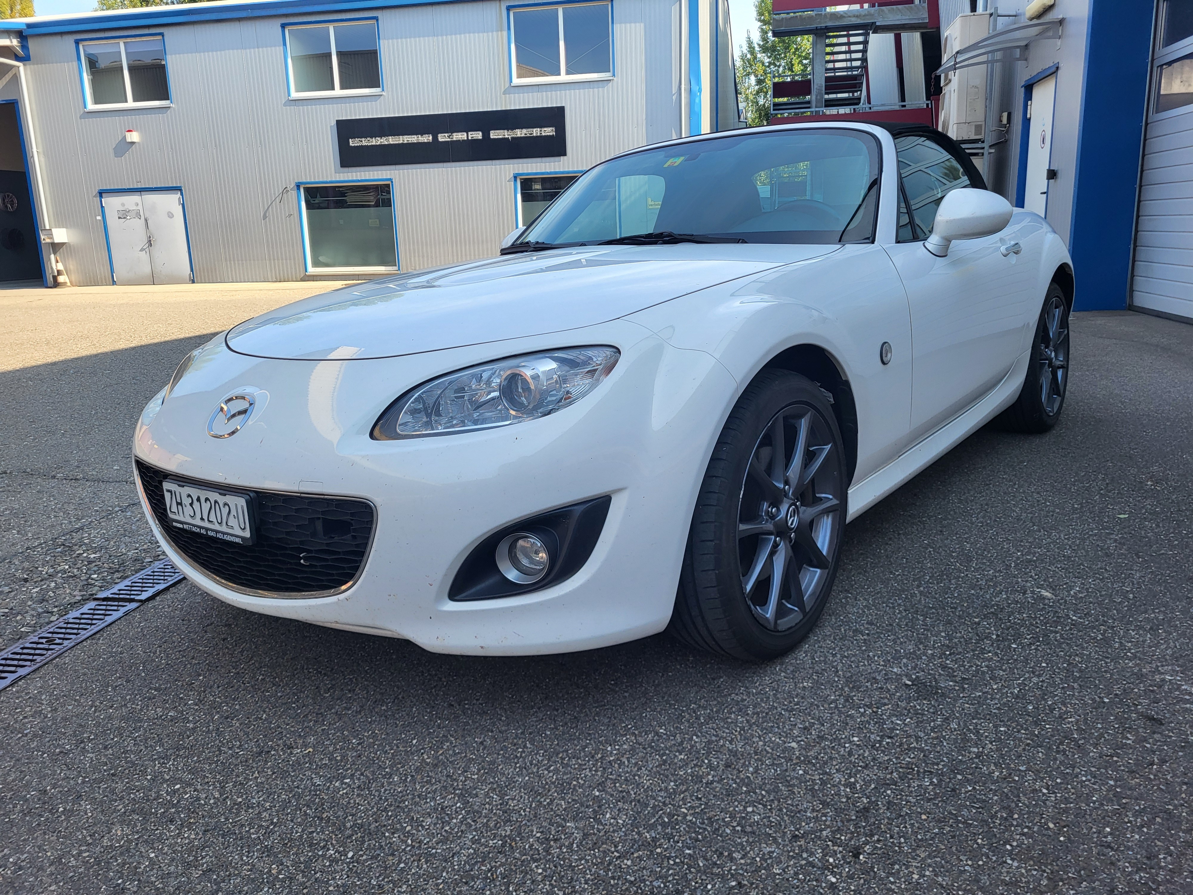 MAZDA MX-5 1.8i 16V Confort