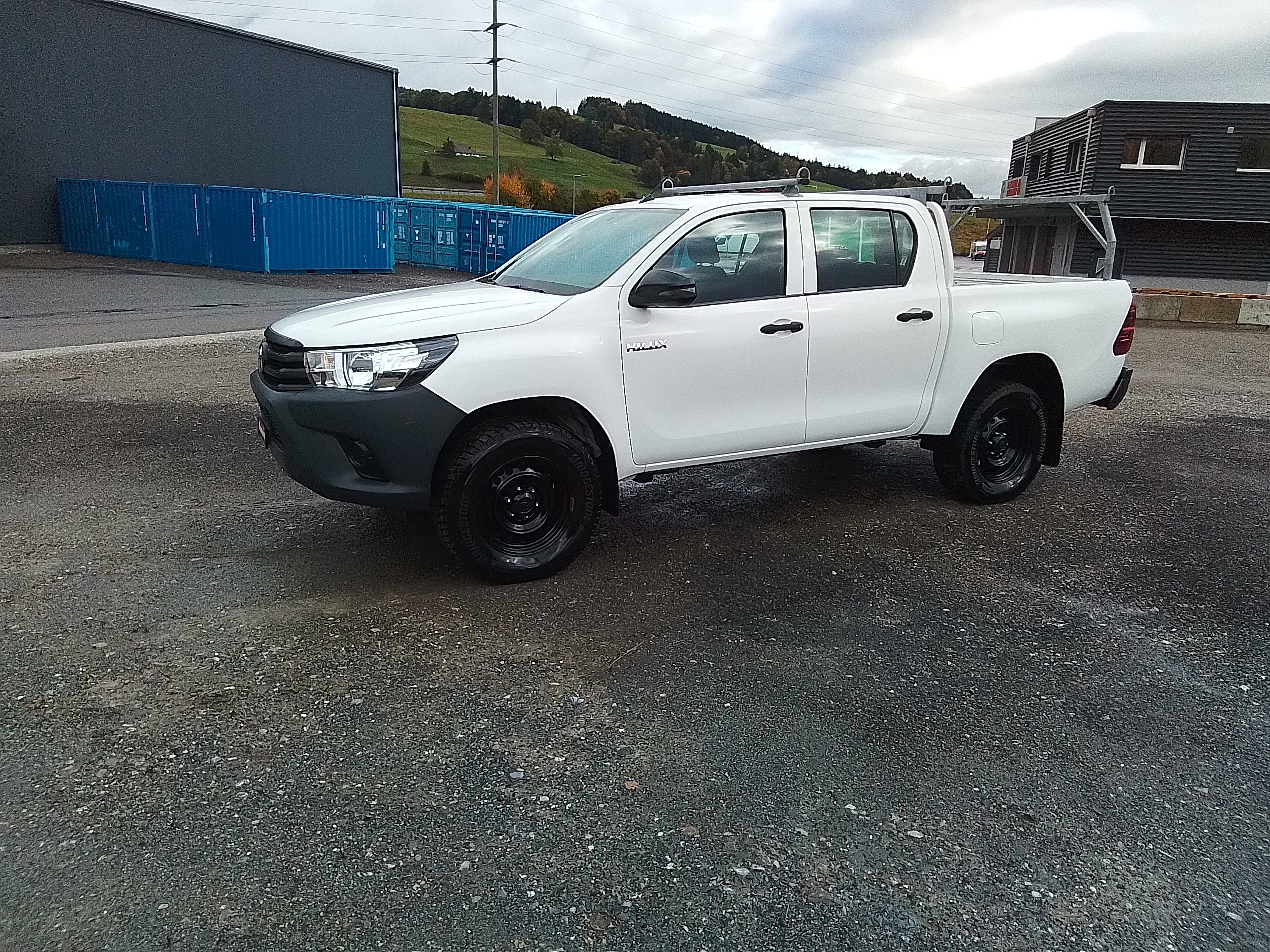 TOYOTA Hilux 2.4D-4D Sol DoubleCab 4x4