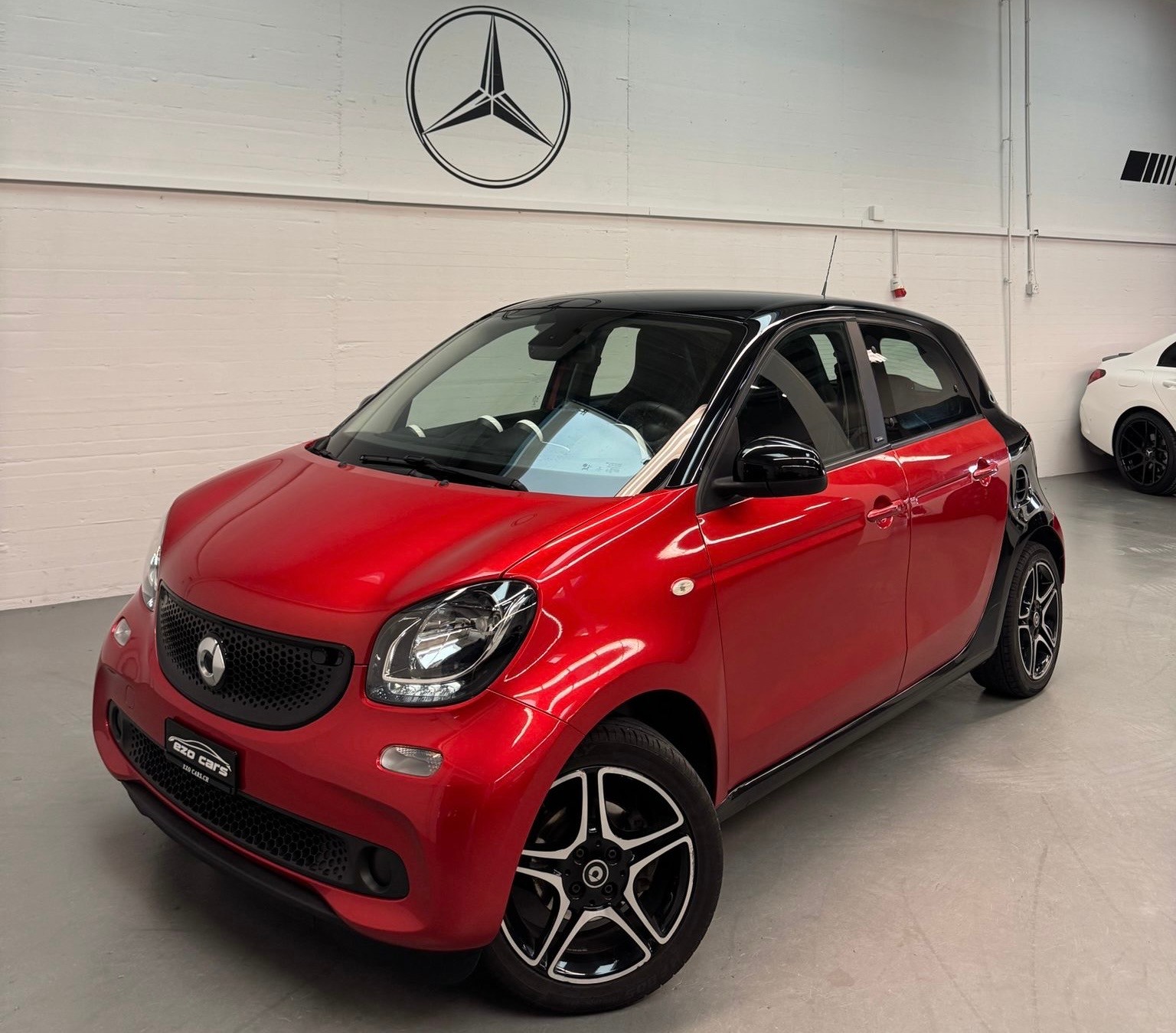 SMART forfour prime Red Black Edition