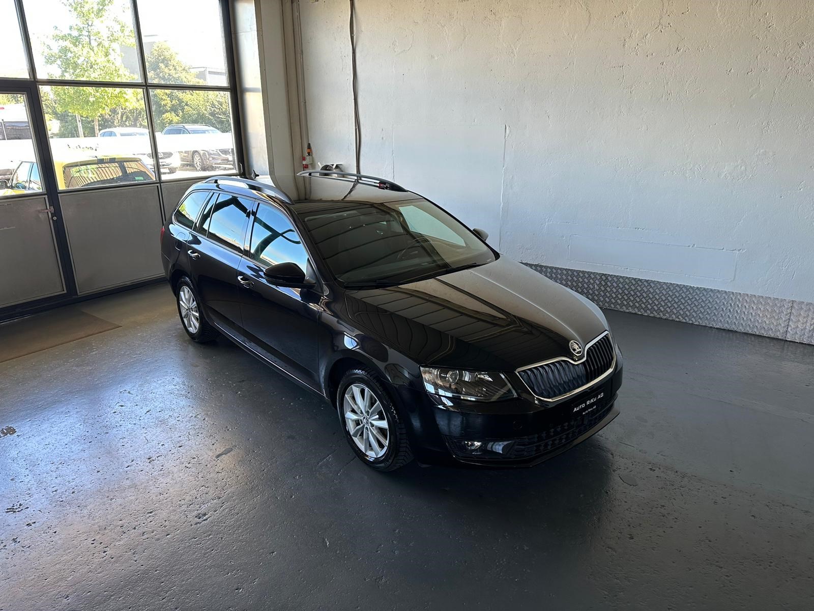 SKODA Octavia Combi 2.0 TDI Style DSG