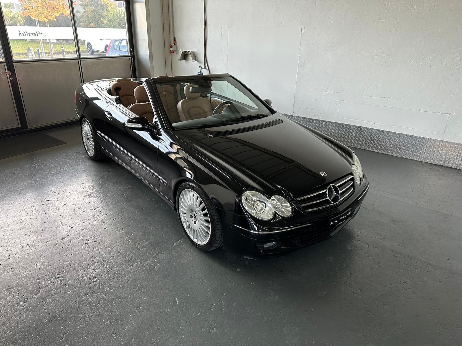 MERCEDES-BENZ CLK 350 Elégance 7G-Tronic