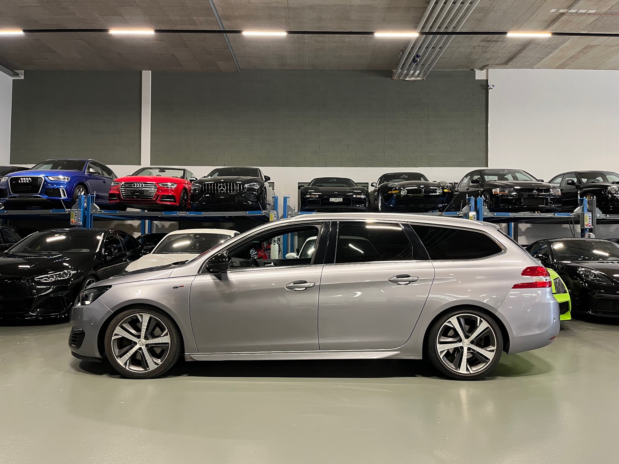 PEUGEOT 308 SW 2.0 BlueHDI GT Automatic