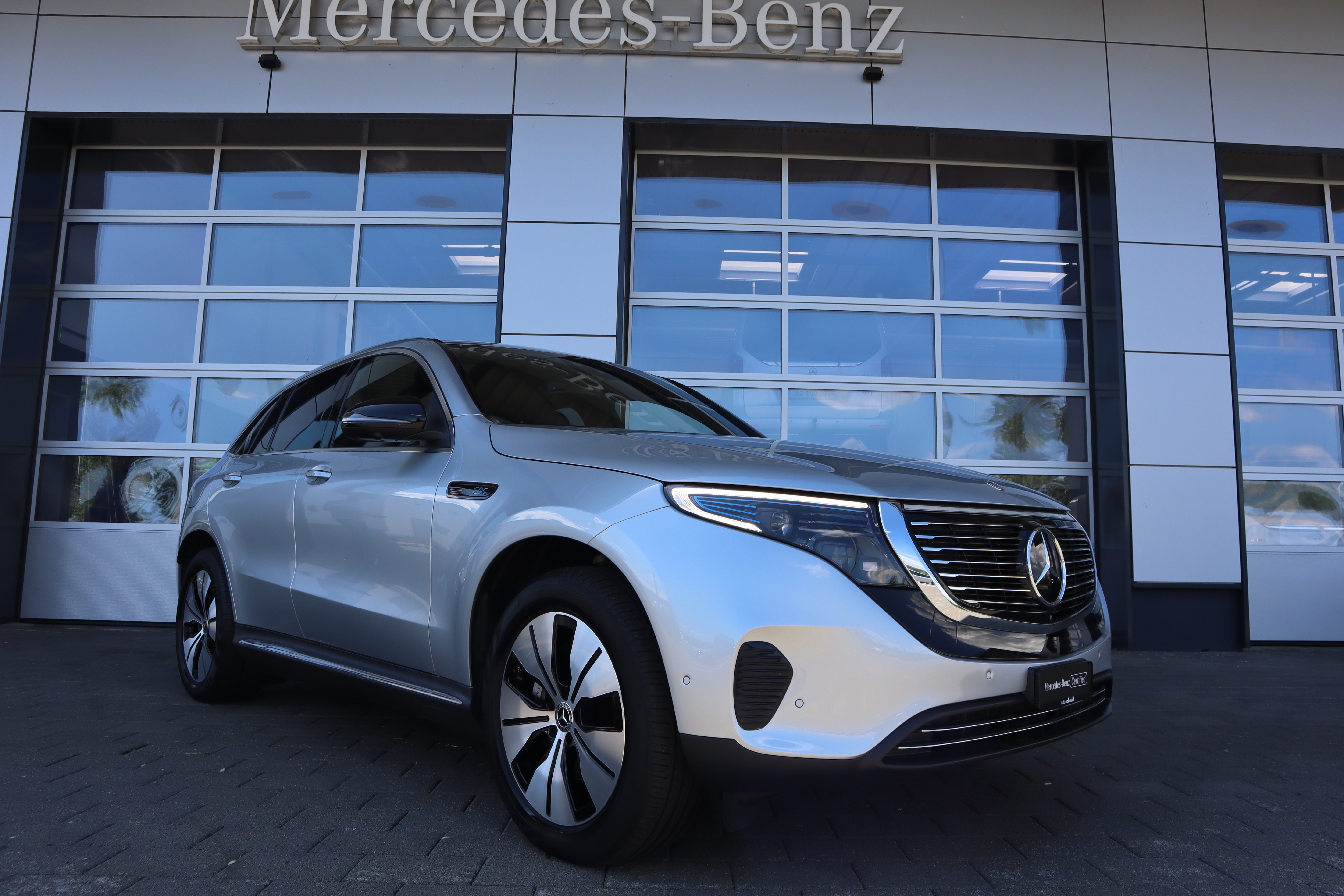 MERCEDES-BENZ EQC 400 4Matic