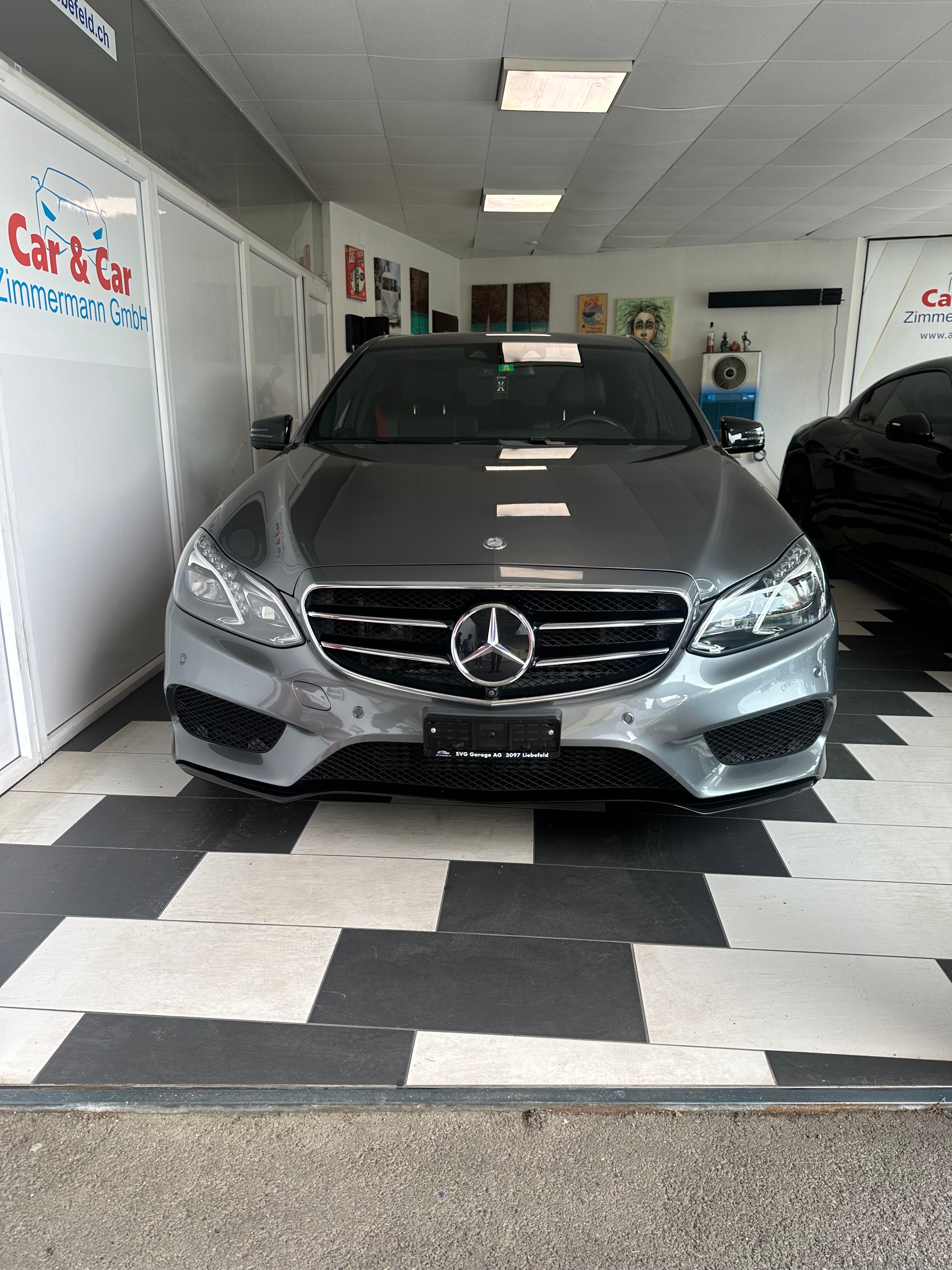 MERCEDES-BENZ E 220 BlueTEC Avantgarde 4Matic 7G-Tronic