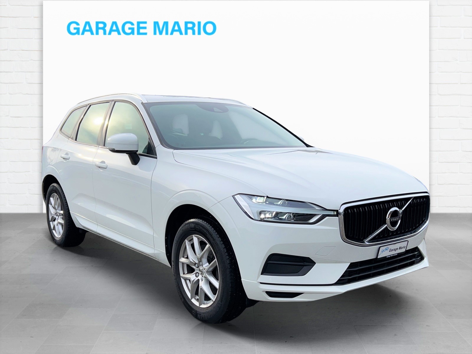 VOLVO XC60 T5 AWD Momentum Geartronic