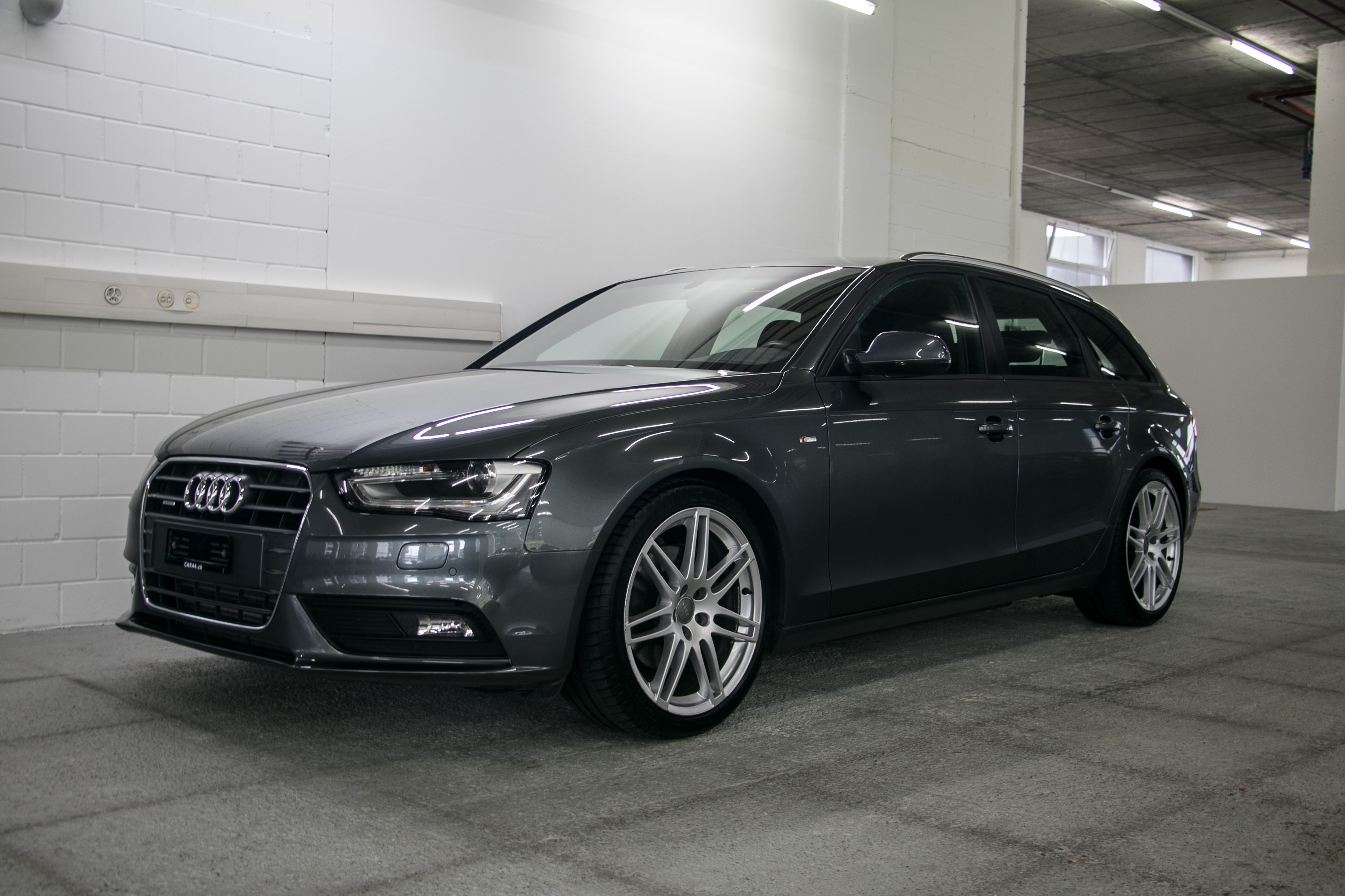 AUDI A4 Avant 3.0 TDI quattro S-tronic