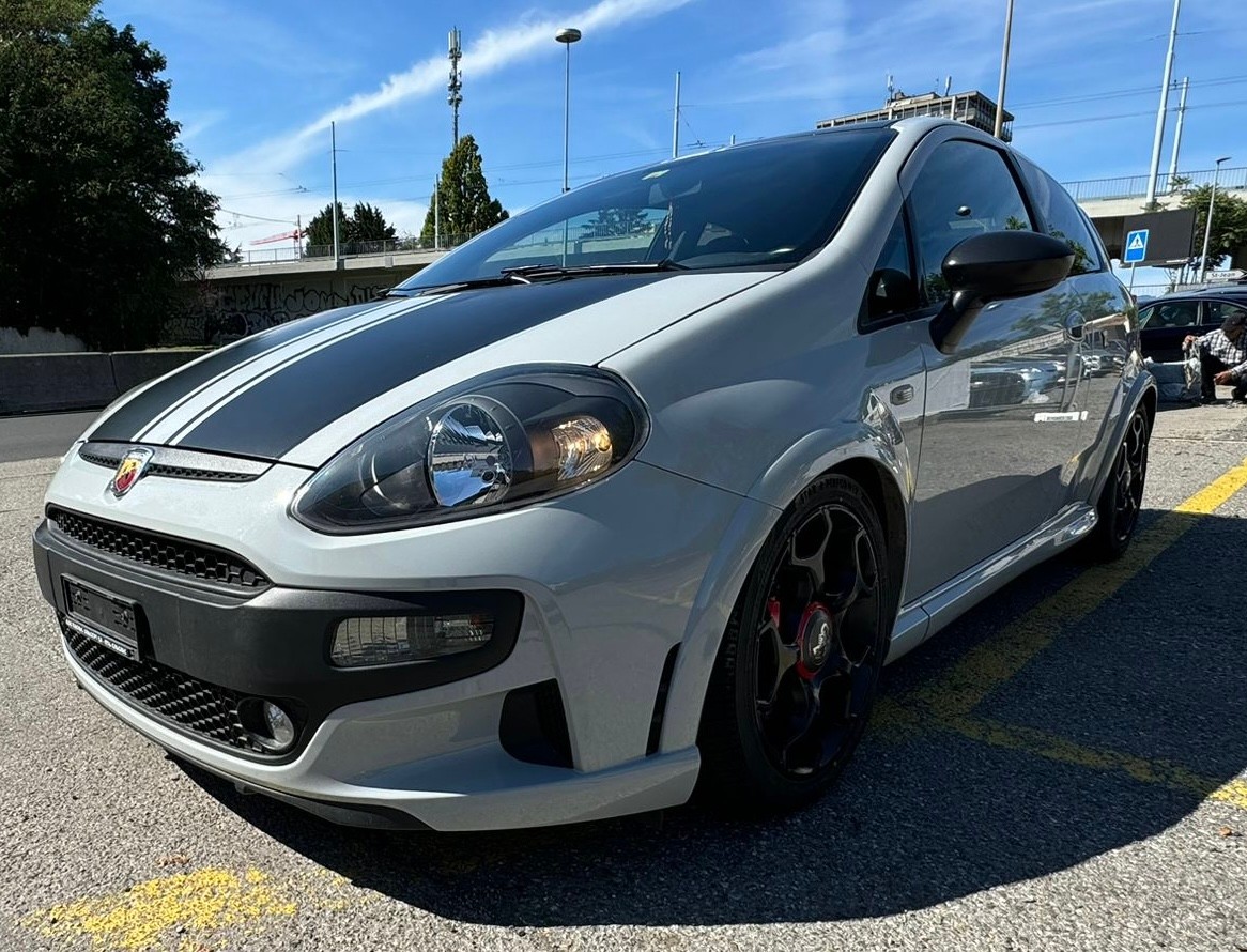 FIAT Punto 1.4 16V Turbo Abarth Supersport