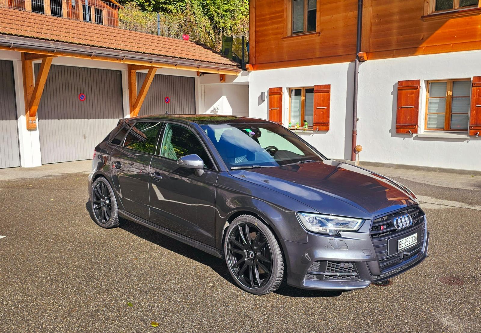 AUDI S3 Limousine 2.0 TFSI quattro S-tronic