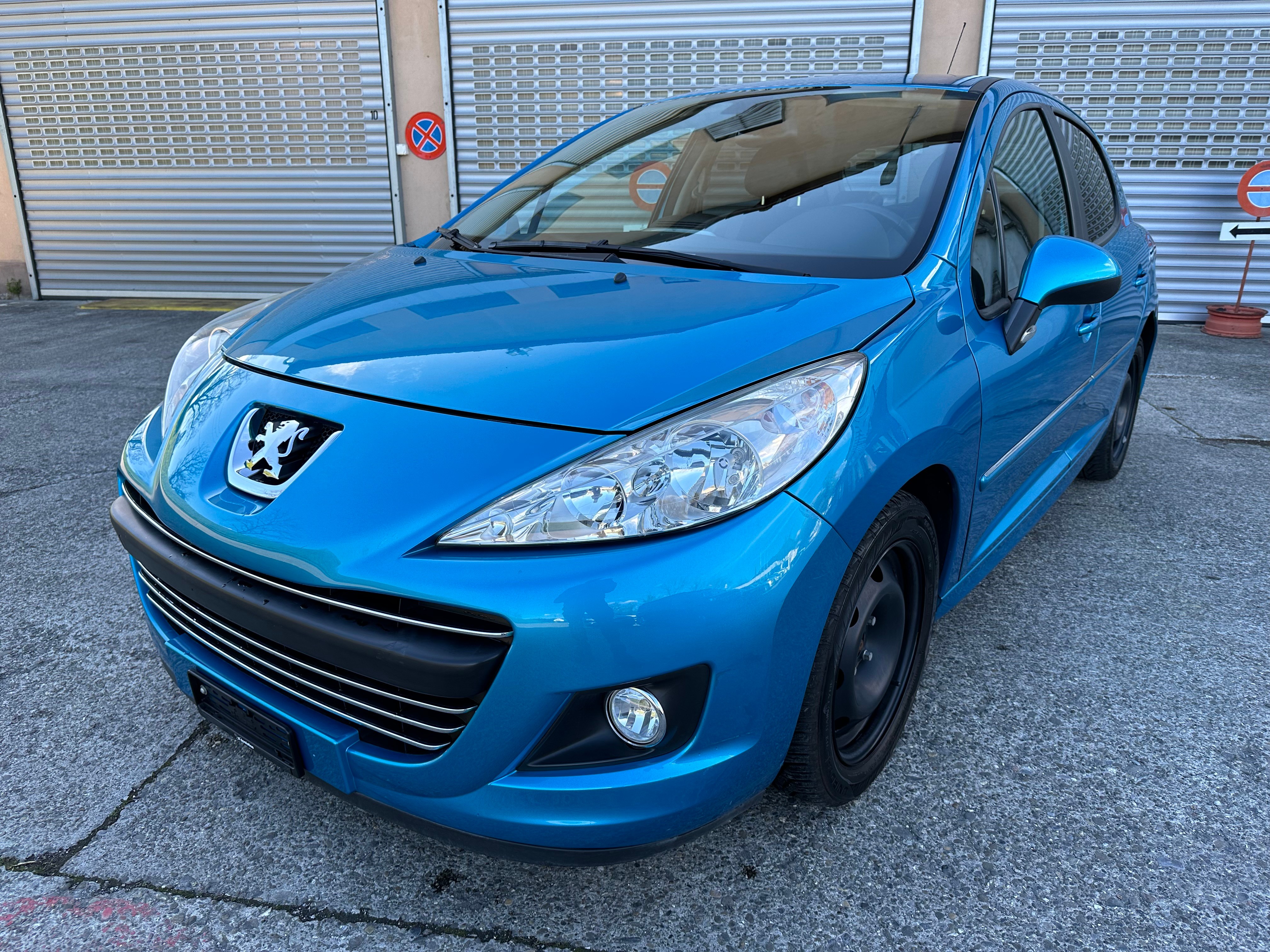 PEUGEOT 207 1.6 16V Allure Automatic