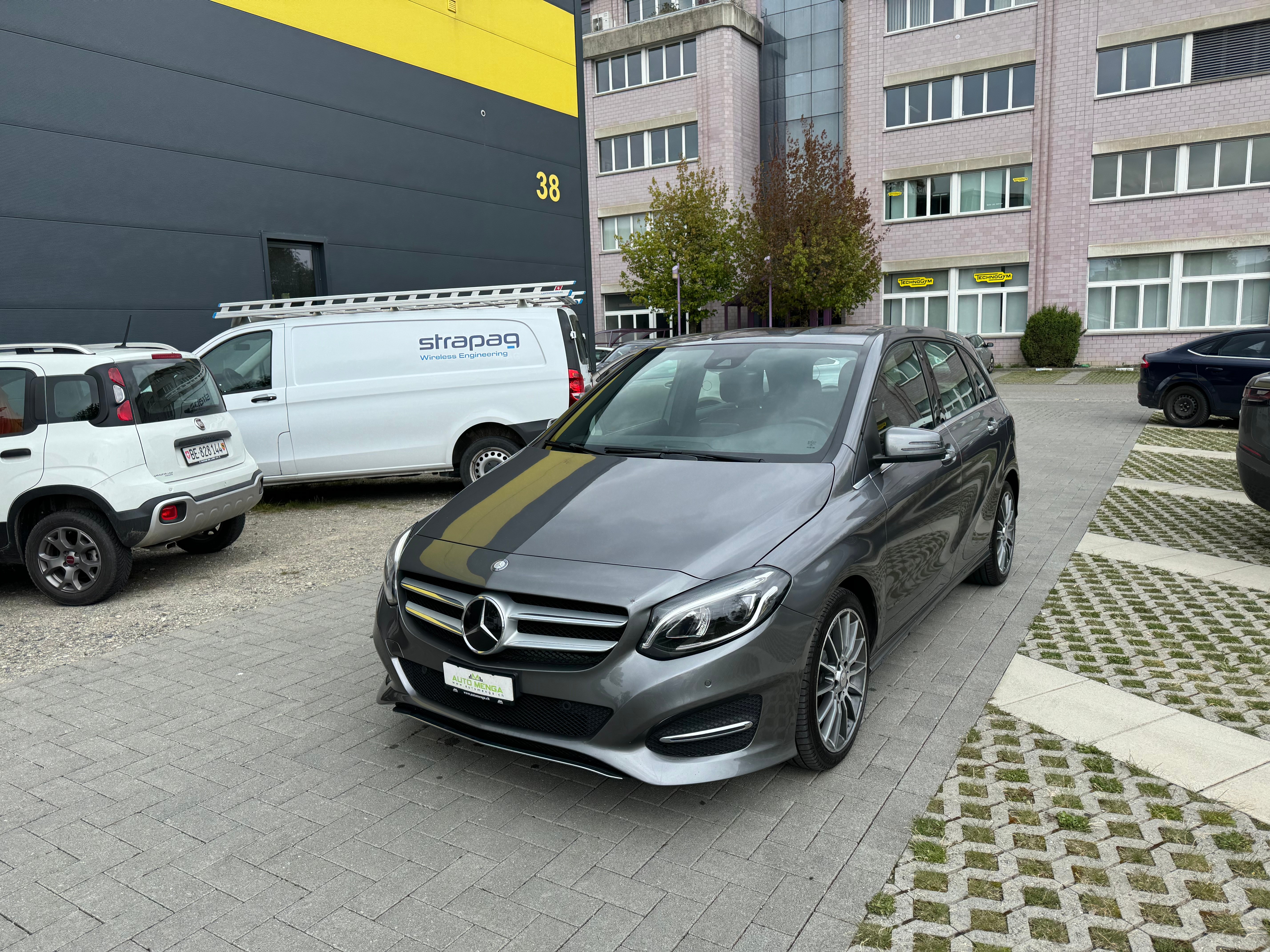 MERCEDES-BENZ B 250 Urban 4Matic 7G-DCT