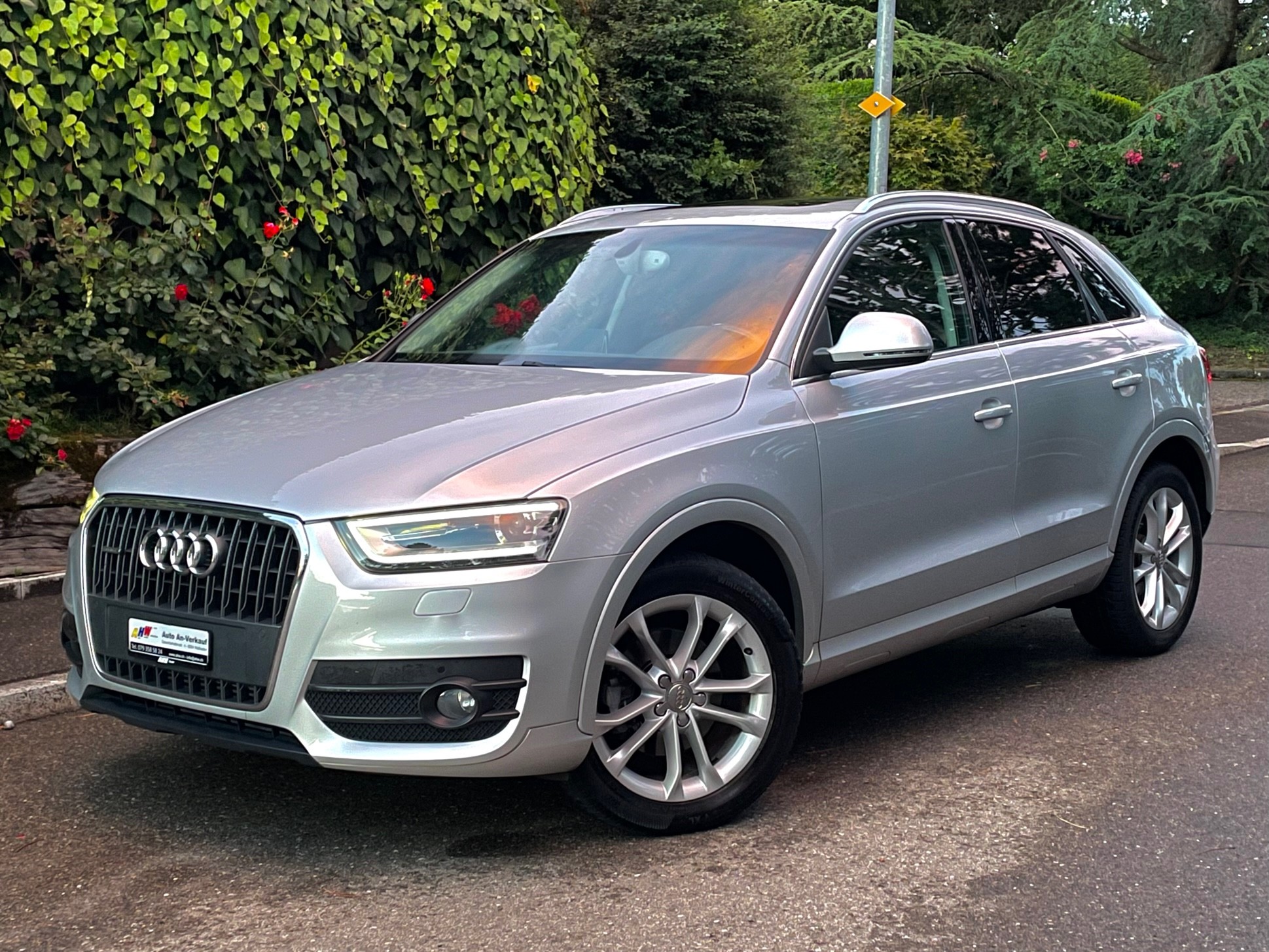 AUDI Q3 2.0 TDI quattro S-tronic