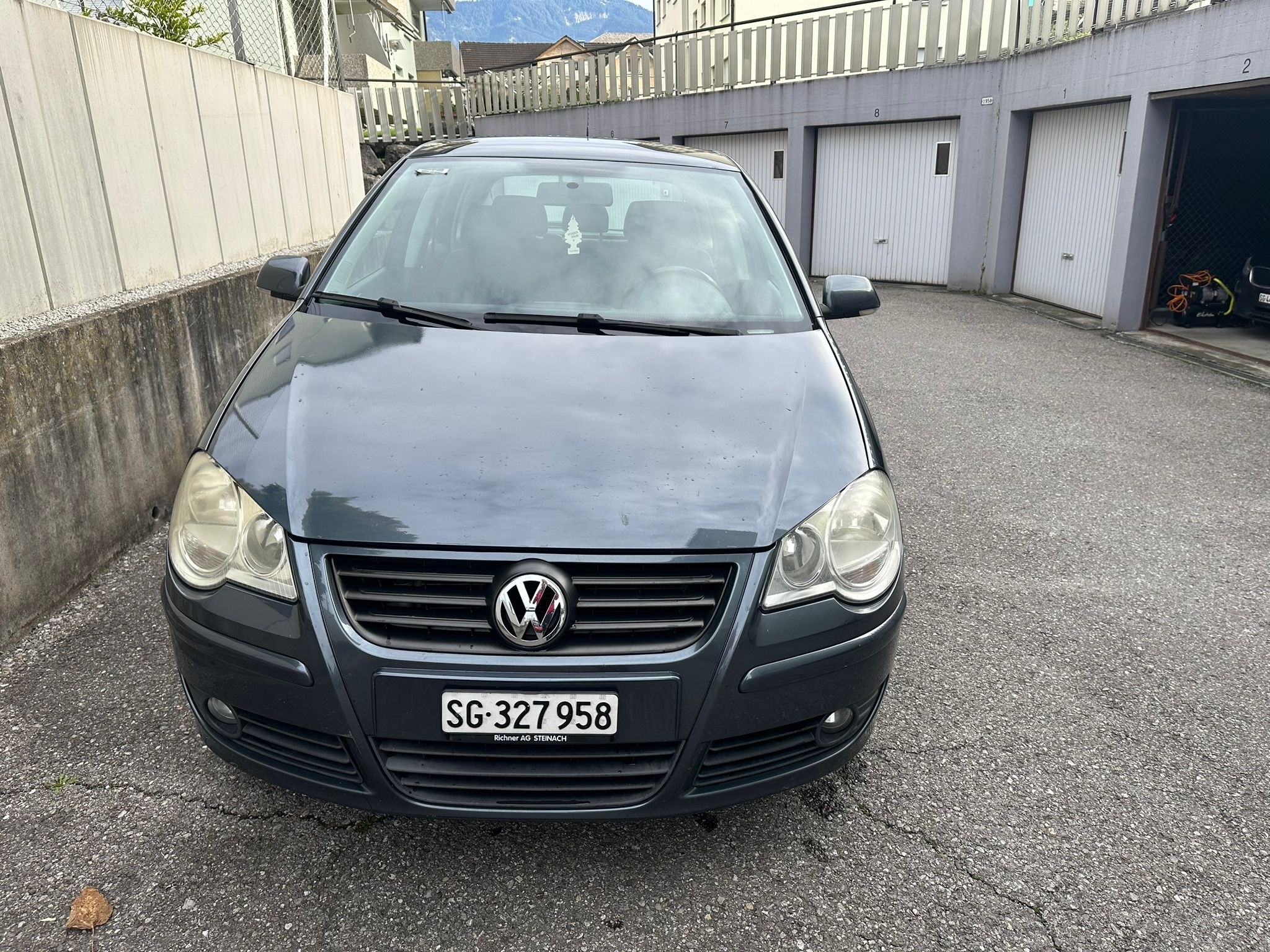 VW POLO