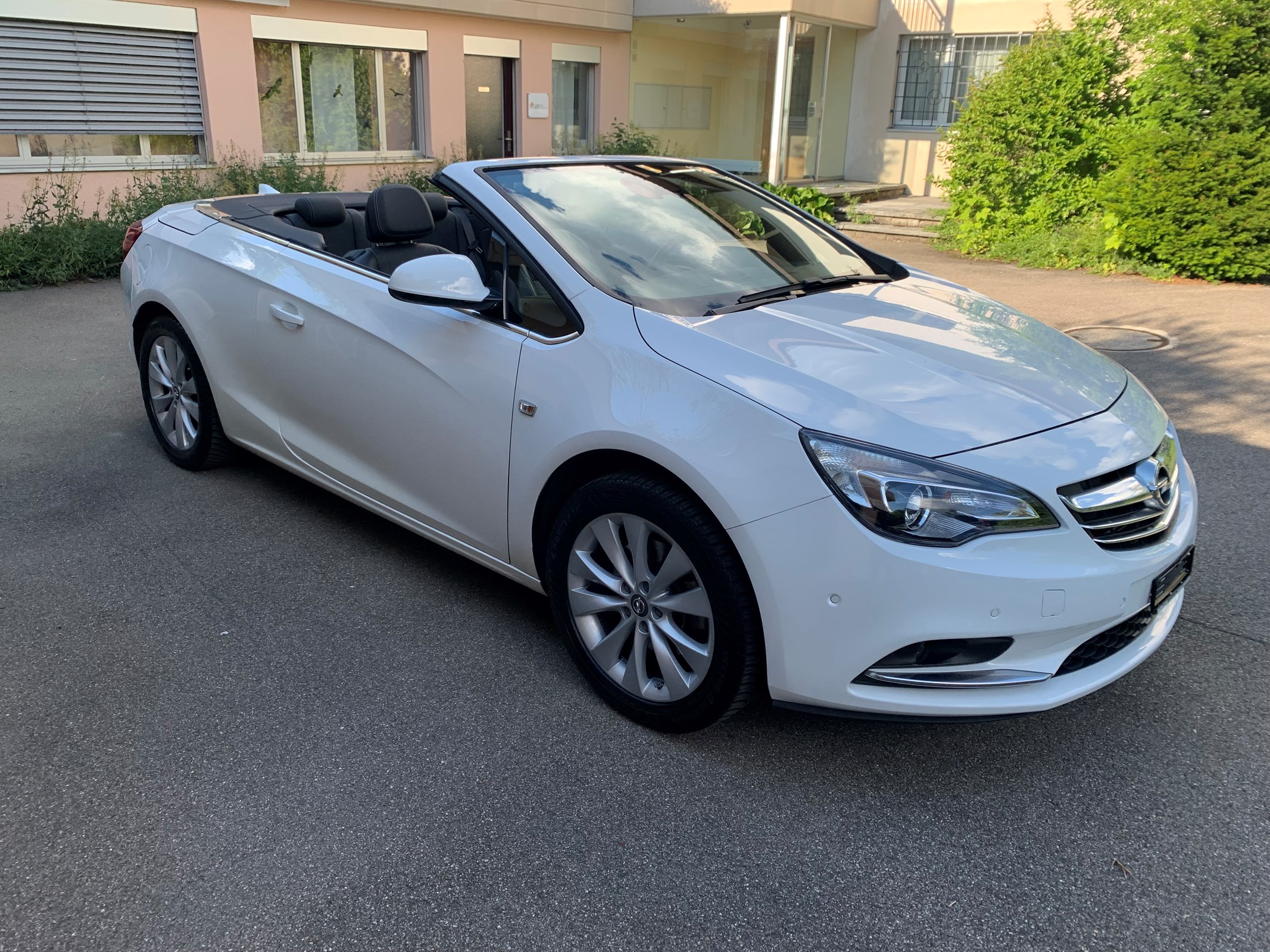 OPEL Cascada 1.6i 16V Cosmo