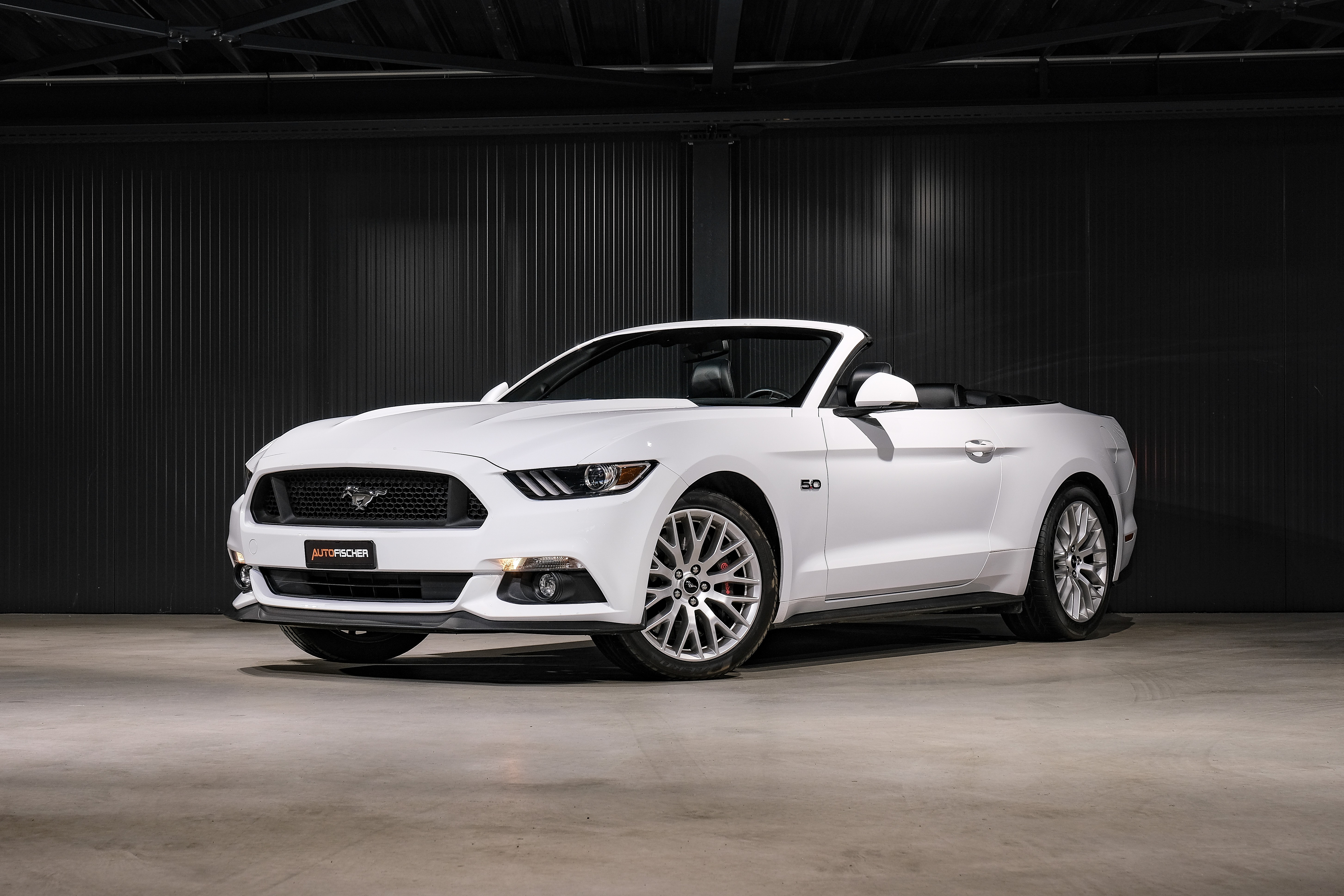 FORD Mustang Convertible 5.0 V8 GT Automat