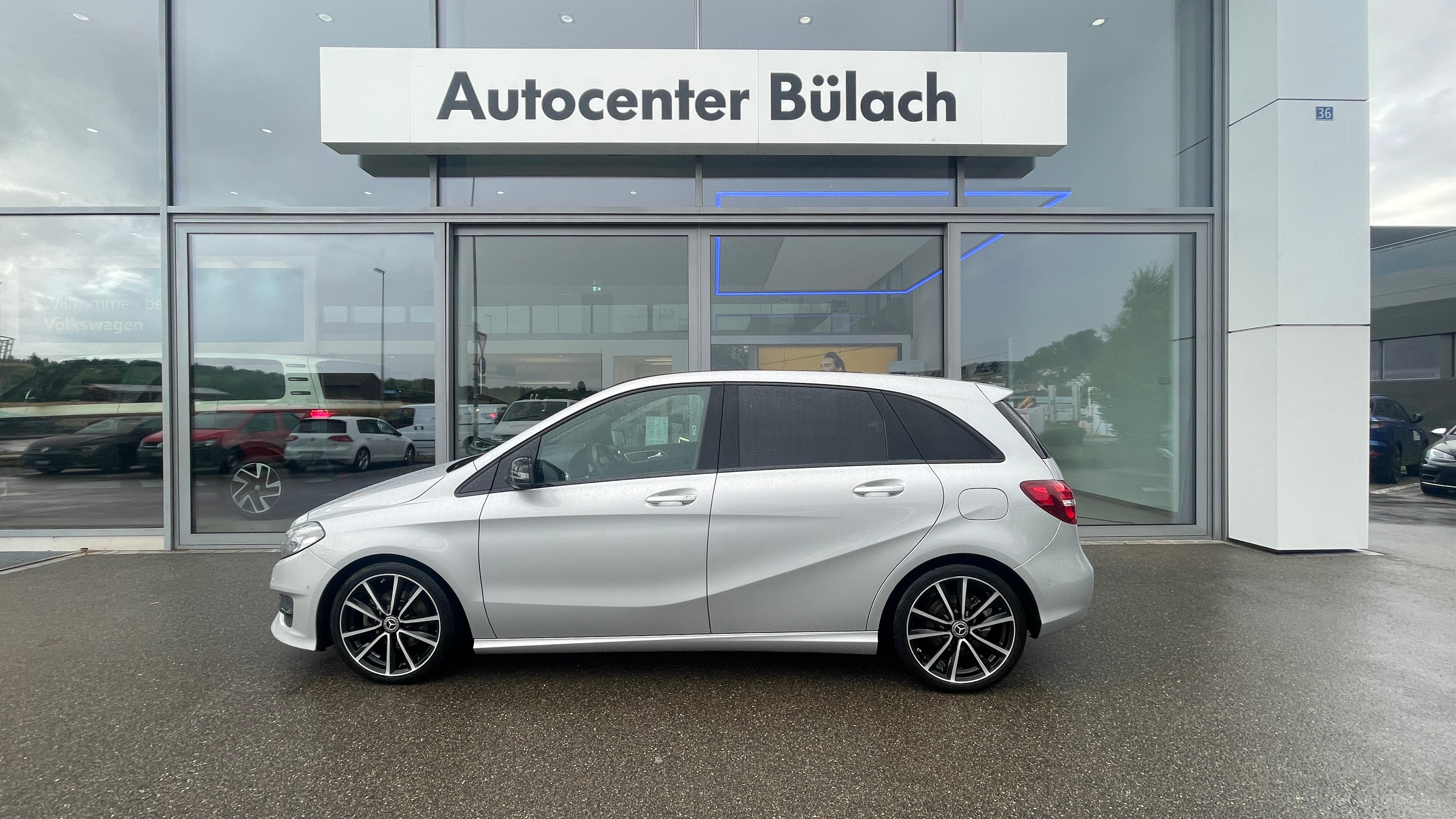 MERCEDES-BENZ B 200 Style 7G-DCT