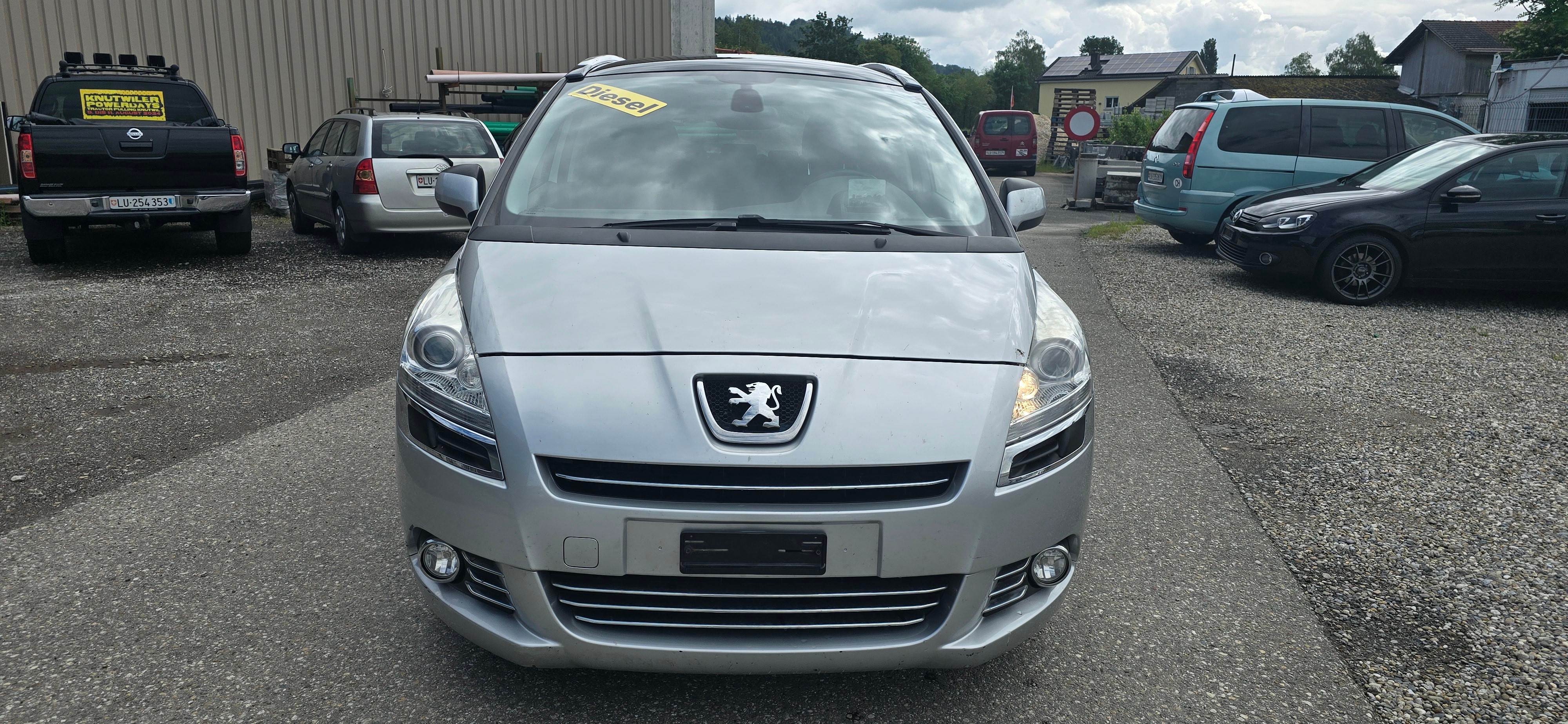 PEUGEOT 5008 1.6 HDI Trendy Clim