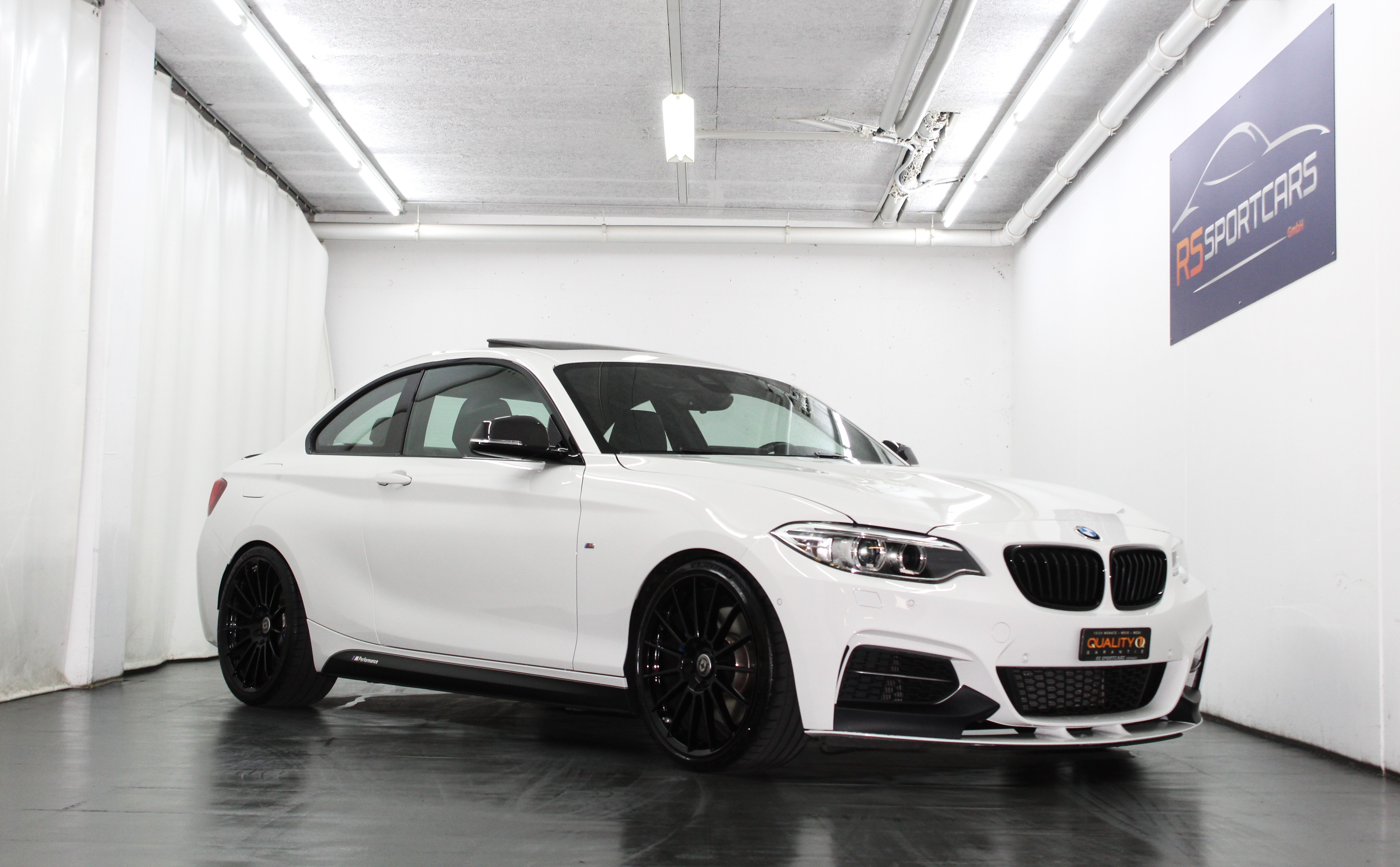 BMW M235i xDrive Steptronic M Performance