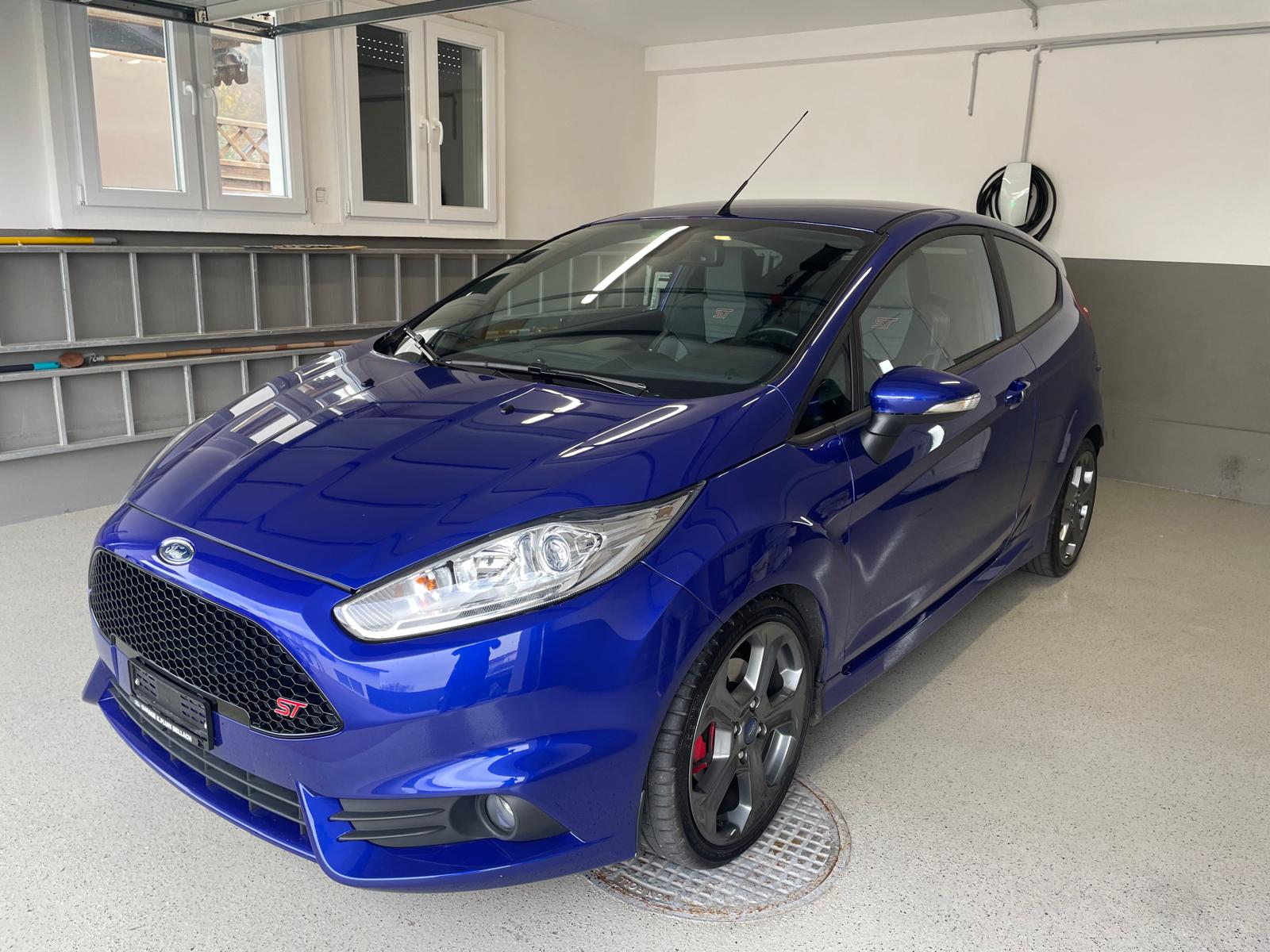 FORD Fiesta 1.6 SCTi ST-2