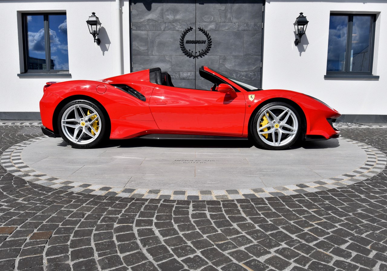 FERRARI 488 Pista Spider 3.9 V8