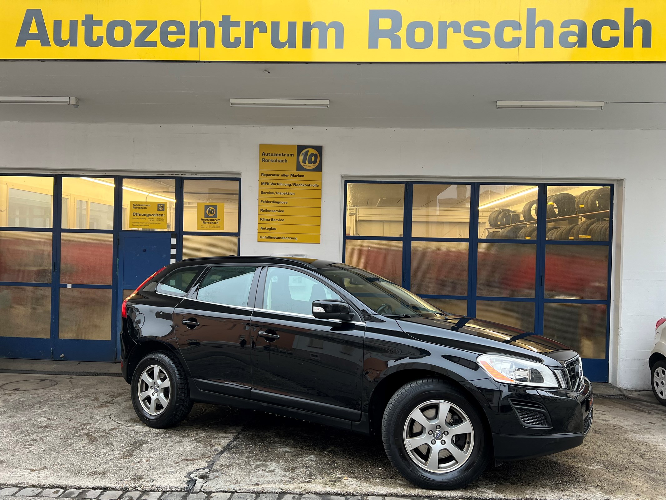 VOLVO XC60 D3 AWD Momentum Geartronic