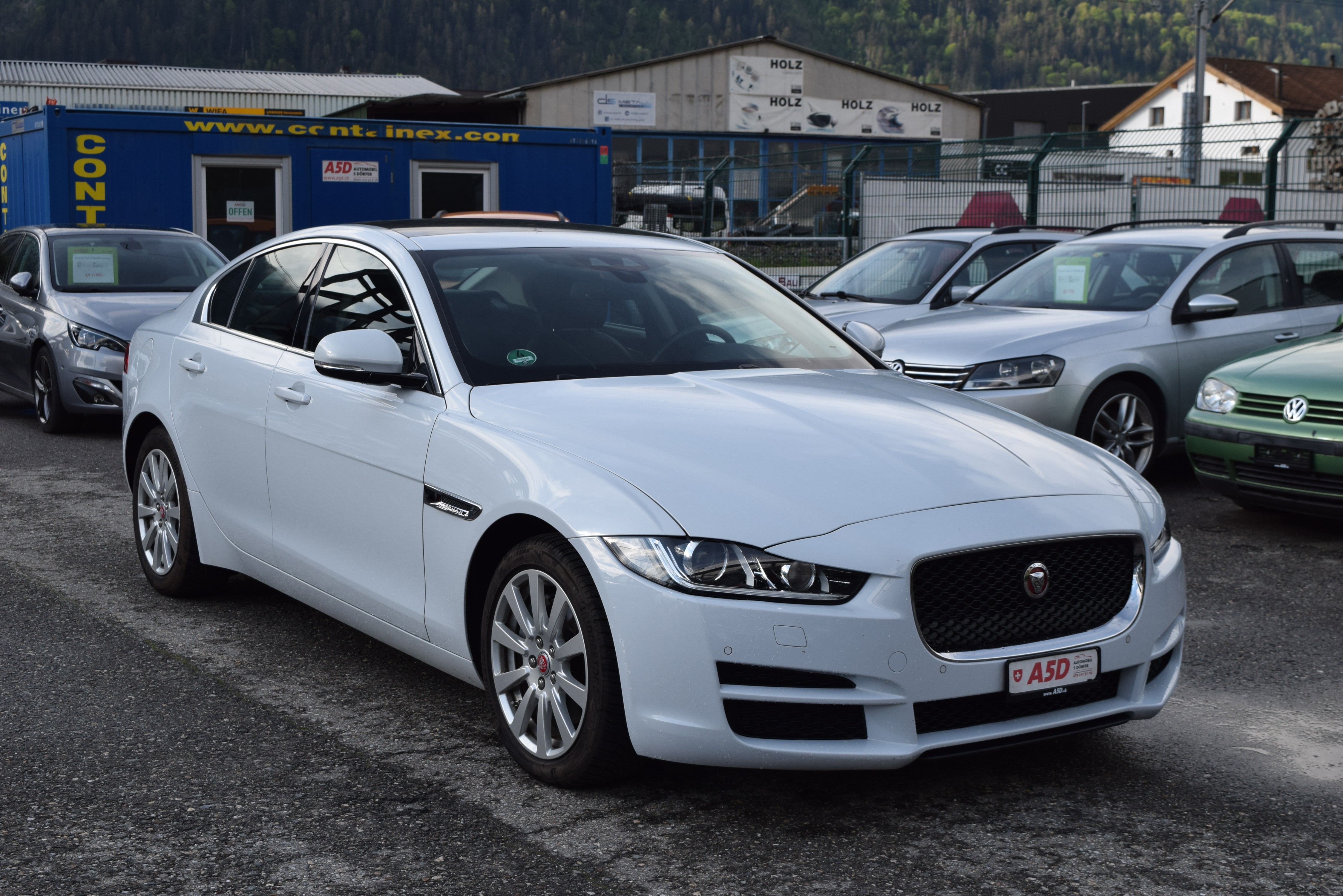 JAGUAR XE 20d Prestige Automat