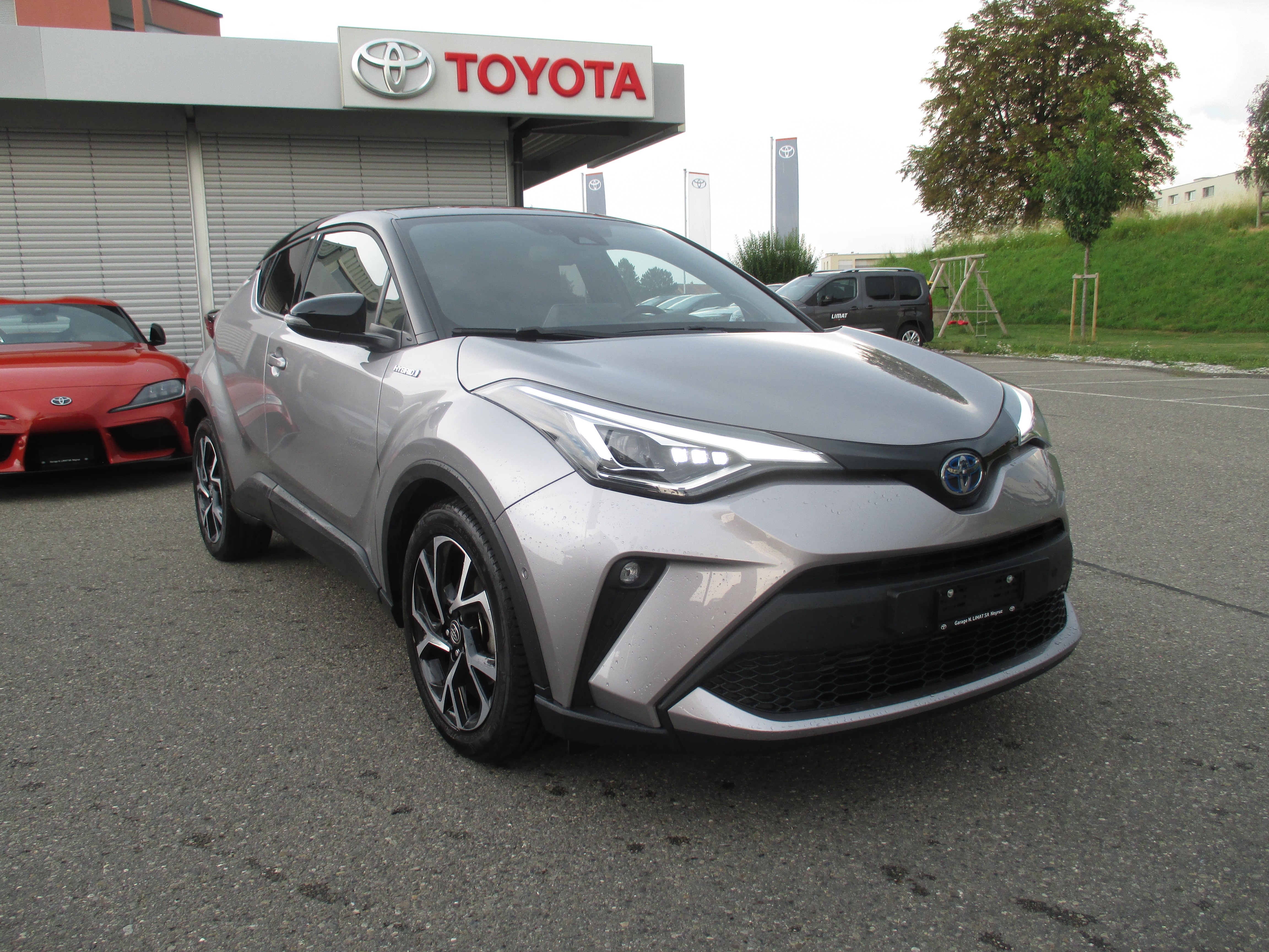 TOYOTA C-HR 1.8 HSD CVT Trend