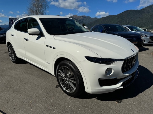 MASERATI Levante S 3.0 V6 GranLusso Automatica