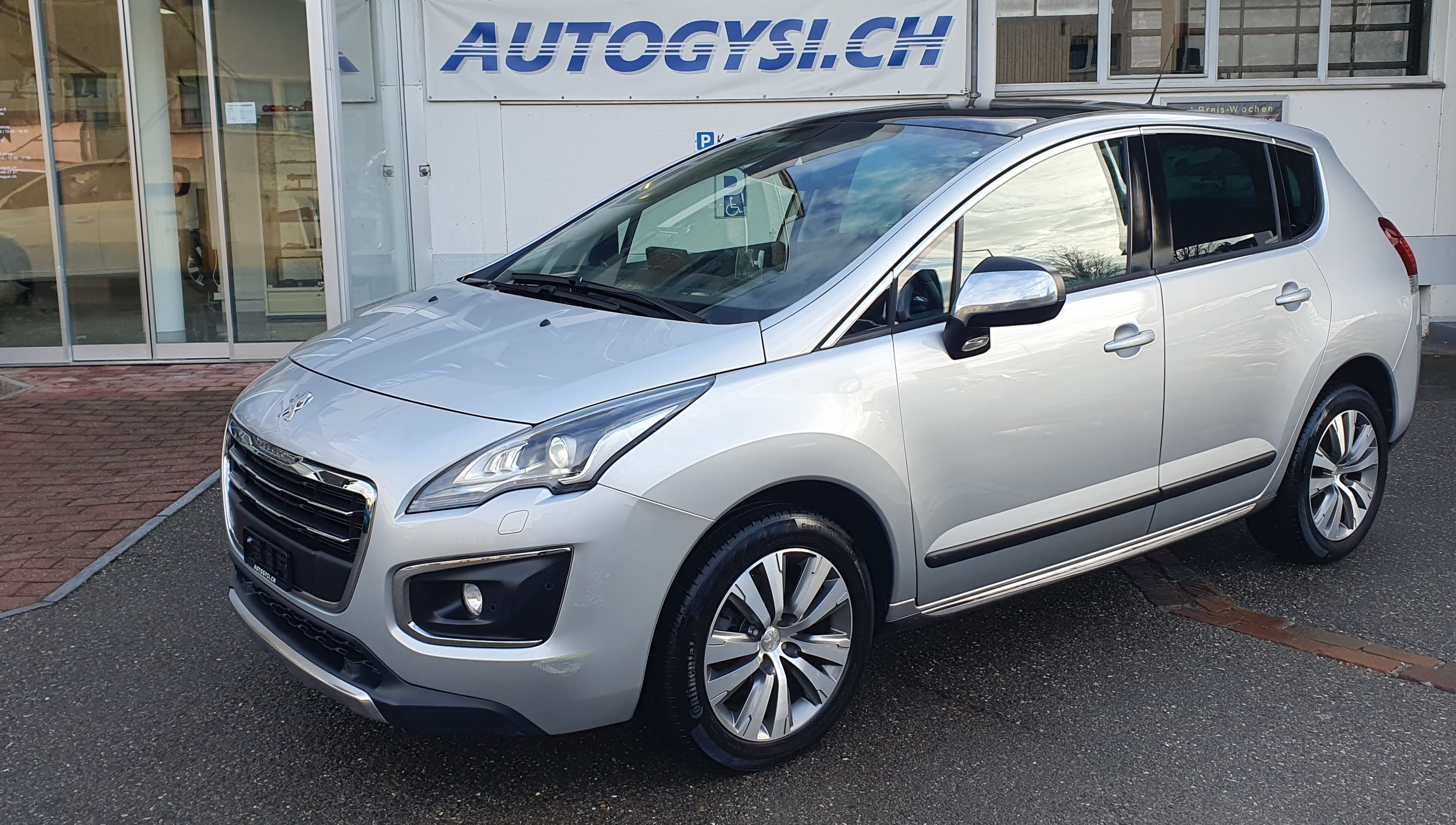 PEUGEOT 3008 1.6 THP Allure