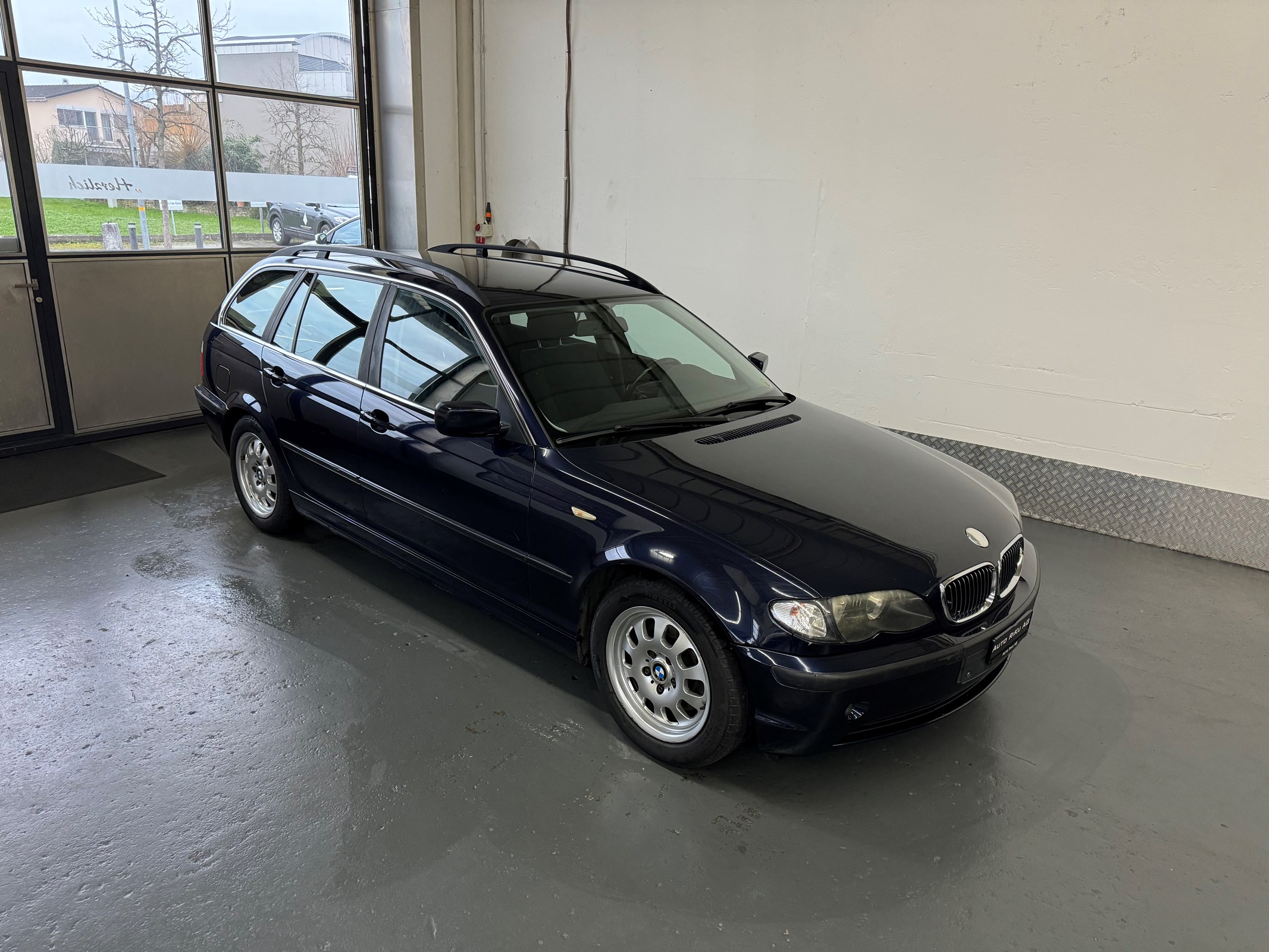 BMW 320i Touring