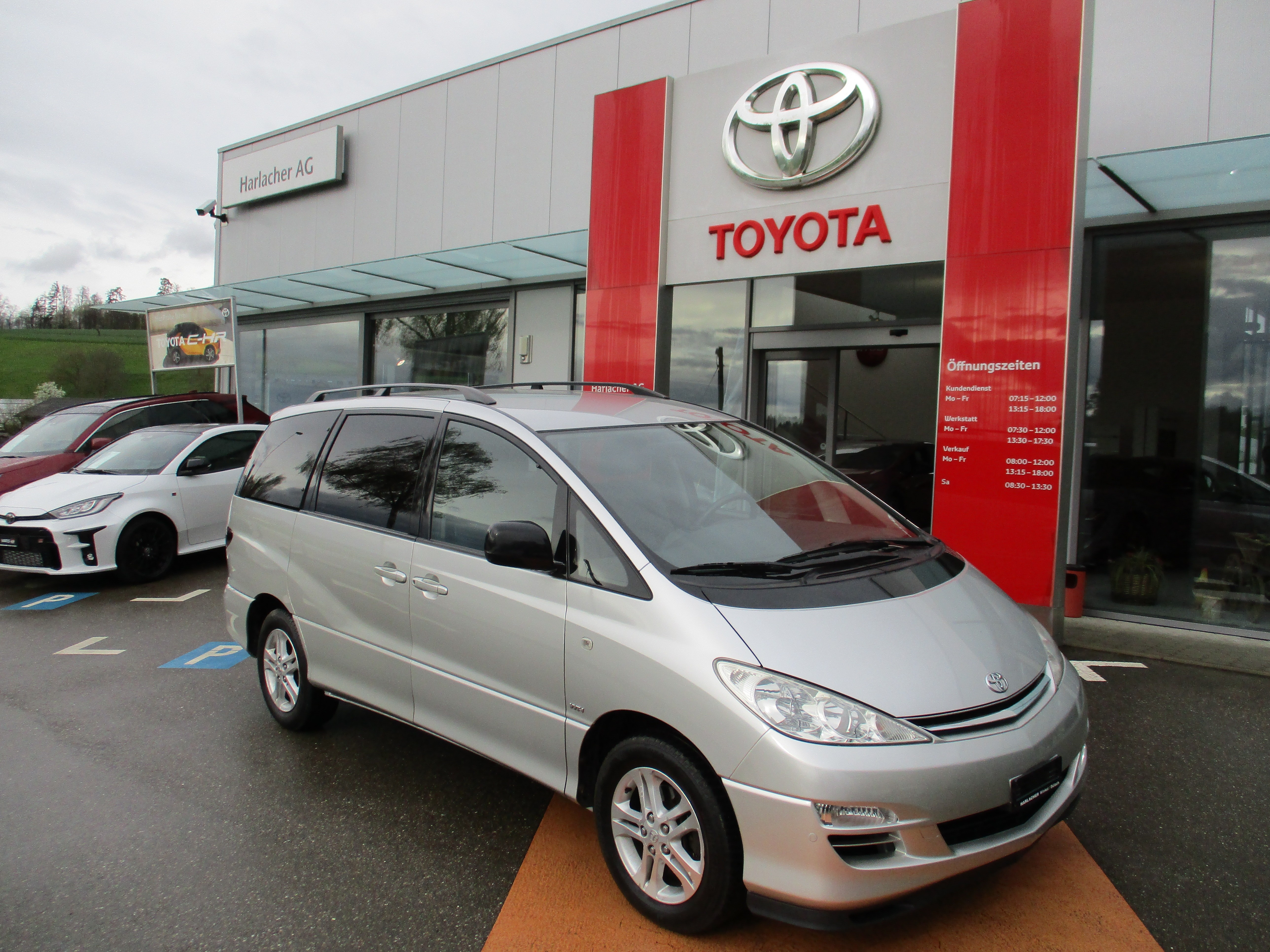 TOYOTA Previa 2.4 Linea Luna